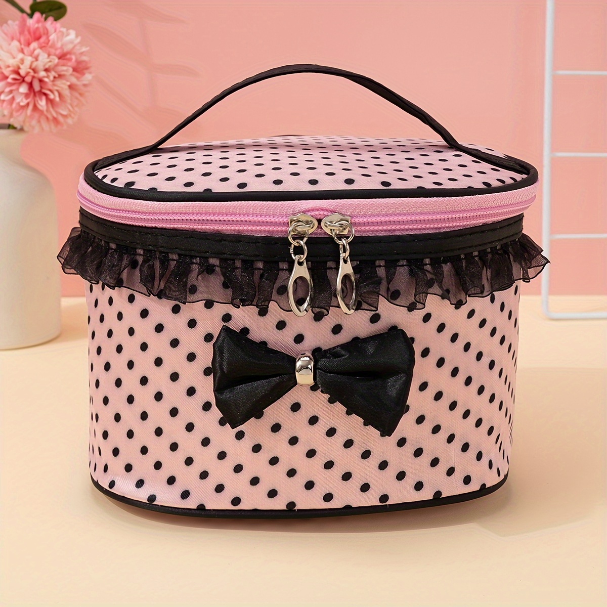 1pc Stylish And Spacious Cosmetic Bag With Zipper And Dot Print - Perfect For Travel And Makeup Organization
1pc Stylish And Spacious Cosmetic Bag With Zipper And Dot Print - Perfect For Travel And Makeup Organization