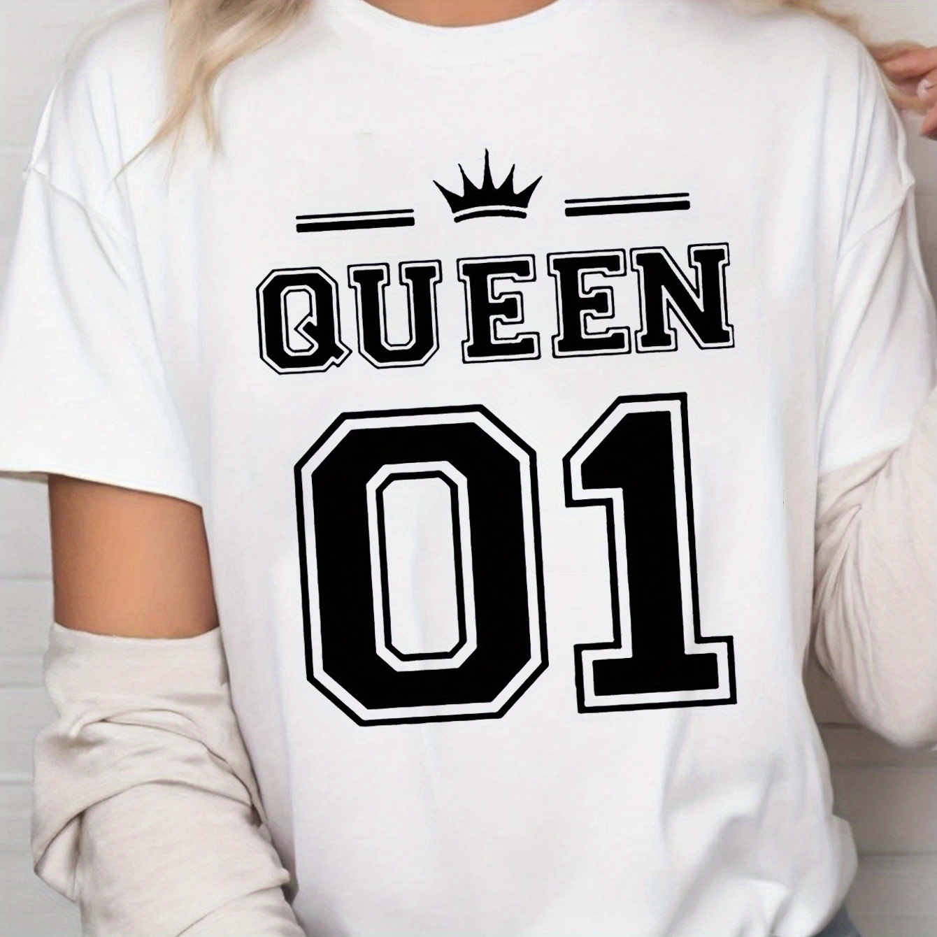 Queen Print T-shirt, Casual Crew Neck Short Sleeve Top For Spring & Summer, Women's Clothing
Queen Print T-shirt, Casual Crew Neck Short Sleeve Top For Spring & Summer, Women's Clothing