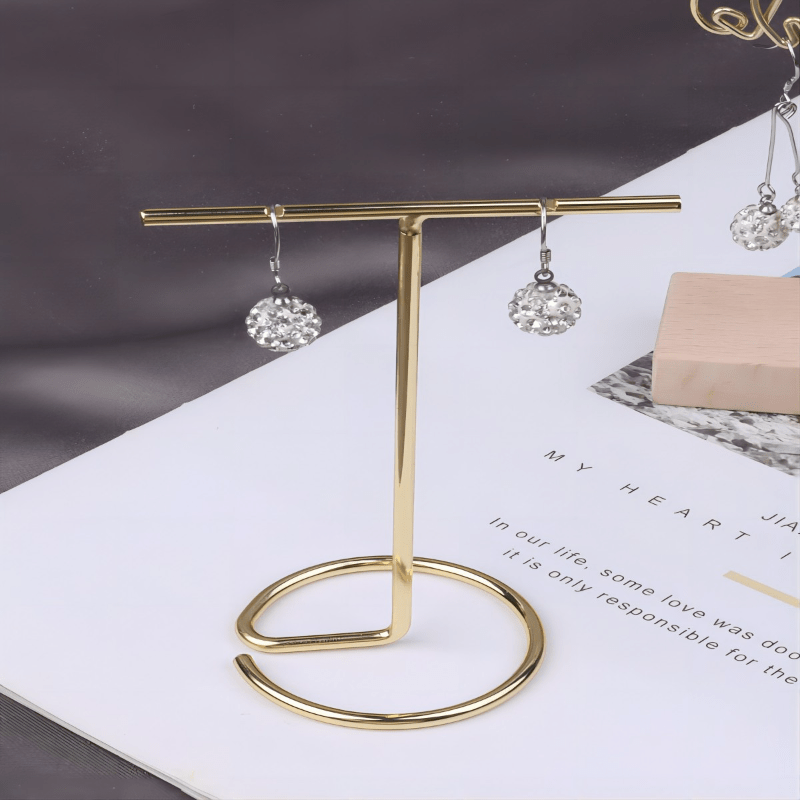 Support élégant en fer doré pour la présentation de boucles d'oreilles - Idéal pour et la présentation (1 pièce)
Support élégant en fer doré pour la présentation de boucles d'oreilles - Idéal pour et la présentation (1 pièce)