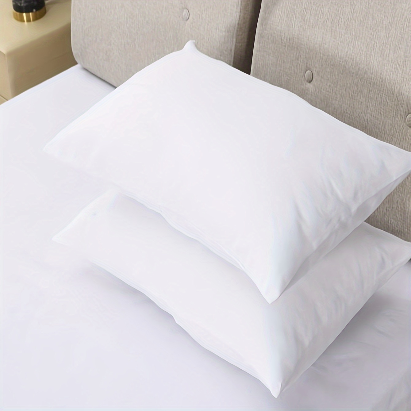 2-Pack de protège-oreillers, tissu non tissé jetable, respirant et anti-salissures, housses d'oreillers lavables à pour hôtels et salons de beauté - Adaptées aux (noyau d'oreiller non )
2-Pack de protège-oreillers, tissu non tissé jetable, respirant et anti-salissures, housses d'oreillers lavables à pour hôtels et salons de beauté - Adaptées aux (noyau d'oreiller non )