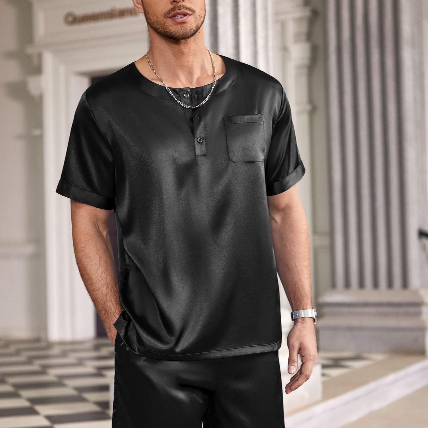 Men Satin Pajamas Set 2 Piece Silk Sleepwear Shorts Button Down Tops Loungewear With Pockets
Men Satin Pajamas Set 2 Piece Silk Sleepwear Shorts Button Down Tops Loungewear With Pockets