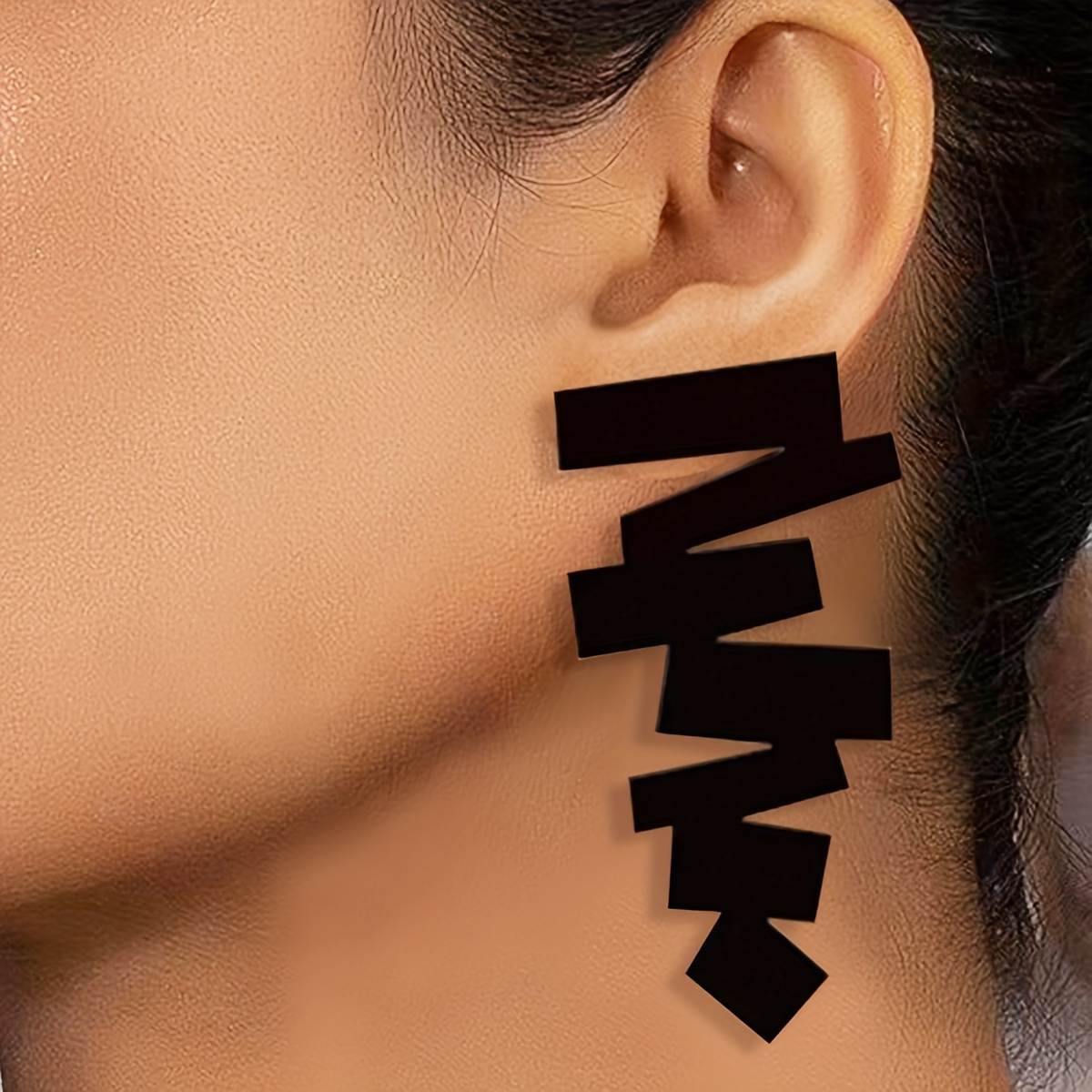 Pair Of Stylish Geometric Rectangular Drop Earrings, Irregular Shaped Drop Earrings, Simple And Stylish Women's Jewelry- New Fashion Jewelry - Party Gifts , Thanksgiving, Christmas Gifts Easter Gifts
Pair Of Stylish Geometric Rectangular Drop Earrings, Irregular Shaped Drop Earrings, Simple And Stylish Women's Jewelry- New Fashion Jewelry - Party Gifts , Thanksgiving, Christmas Gifts Easter Gifts