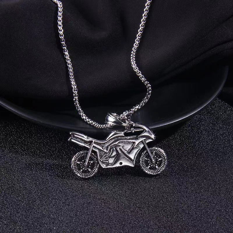 1 Pcs Retro Motorcycle Necklace Trendy Men's Personalized Necklace Motorcycle Necklace
1 Pcs Retro Motorcycle Necklace Trendy Men's Personalized Necklace Motorcycle Necklace