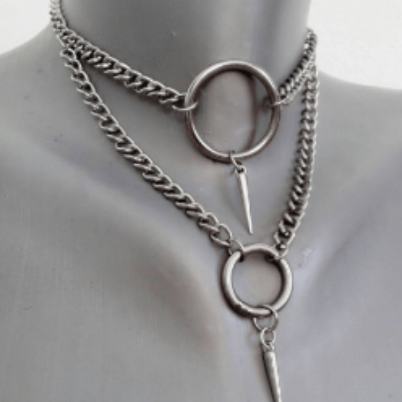 A Stylish Round Geometric Rivet Punk Style Stainless Steel Silvery Necklace Set For Men And Women For Daily Parties.
A Stylish Round Geometric Rivet Punk Style Stainless Steel Silvery Necklace Set For Men And Women For Daily Parties.