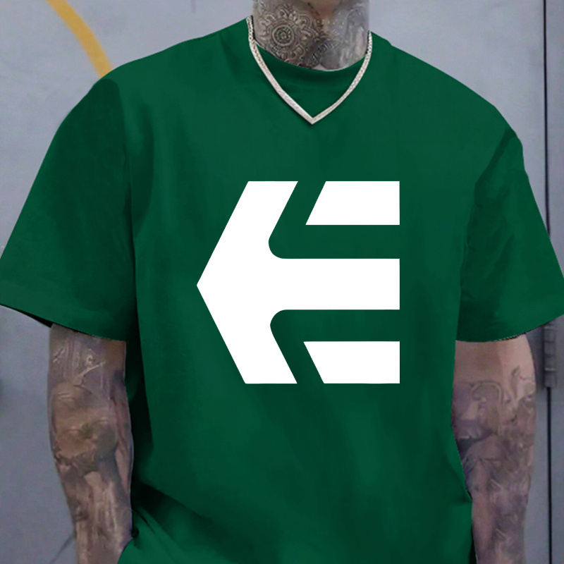 T-shirt col rond pour homme en tissu tricoté en polyester avec une légère extensibilité, style streetwear décontracté avec des géométriques, idéal pour l'été.
T-shirt col rond pour homme en tissu tricoté en polyester avec une légère extensibilité, style streetwear décontracté avec des géométriques, idéal pour l'été.