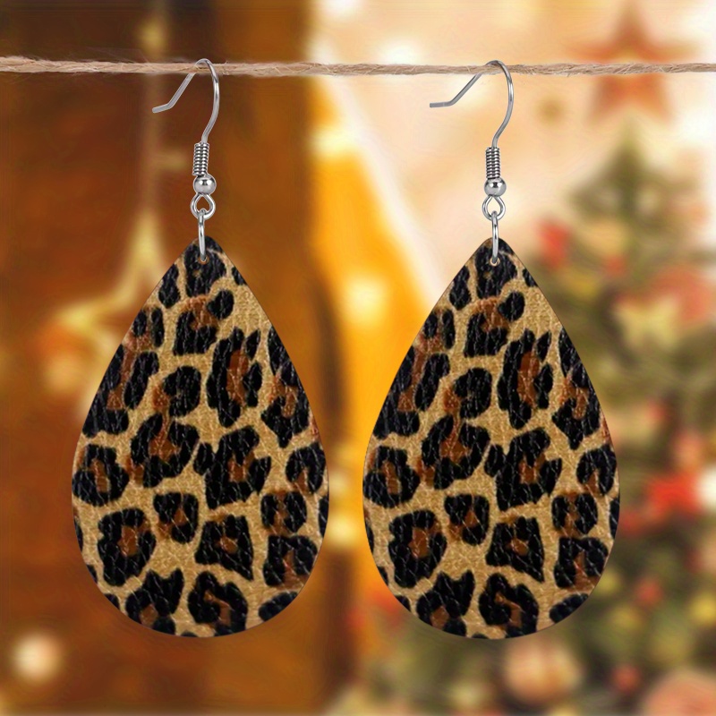 Leopard Leather Dangle Earrings - Lightweight, Vintage Style For Parties & Christmas Gifts
Leopard Leather Dangle Earrings - Lightweight, Vintage Style For Parties & Christmas Gifts