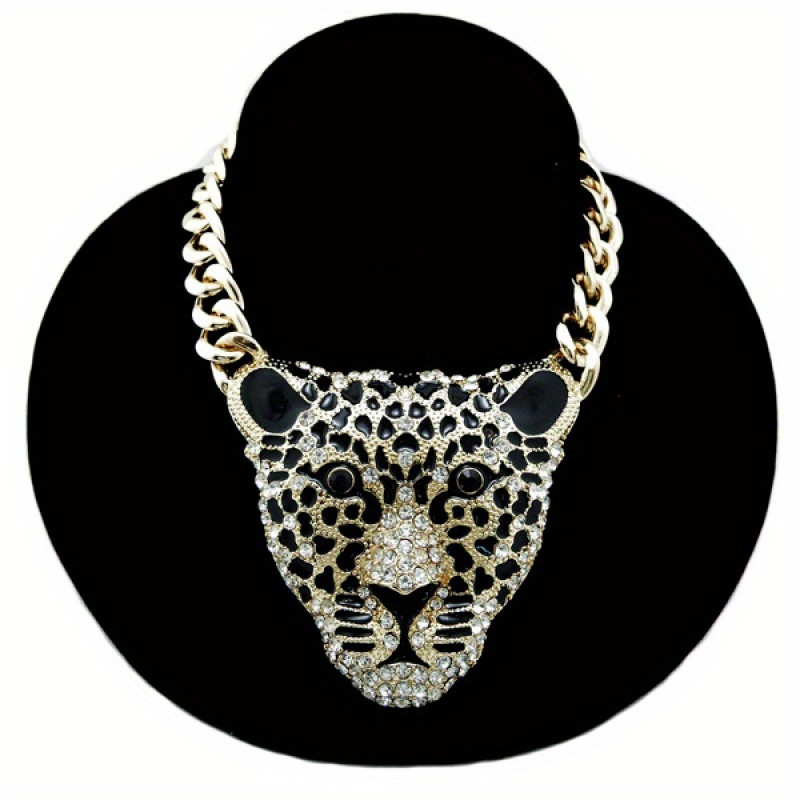 1 Piece Of Women's Sweater Accessory Sweater Chain, European And Leopard Head Long Knitted Necklace
1 Piece Of Women's Sweater Accessory Sweater Chain, European And Leopard Head Long Knitted Necklace