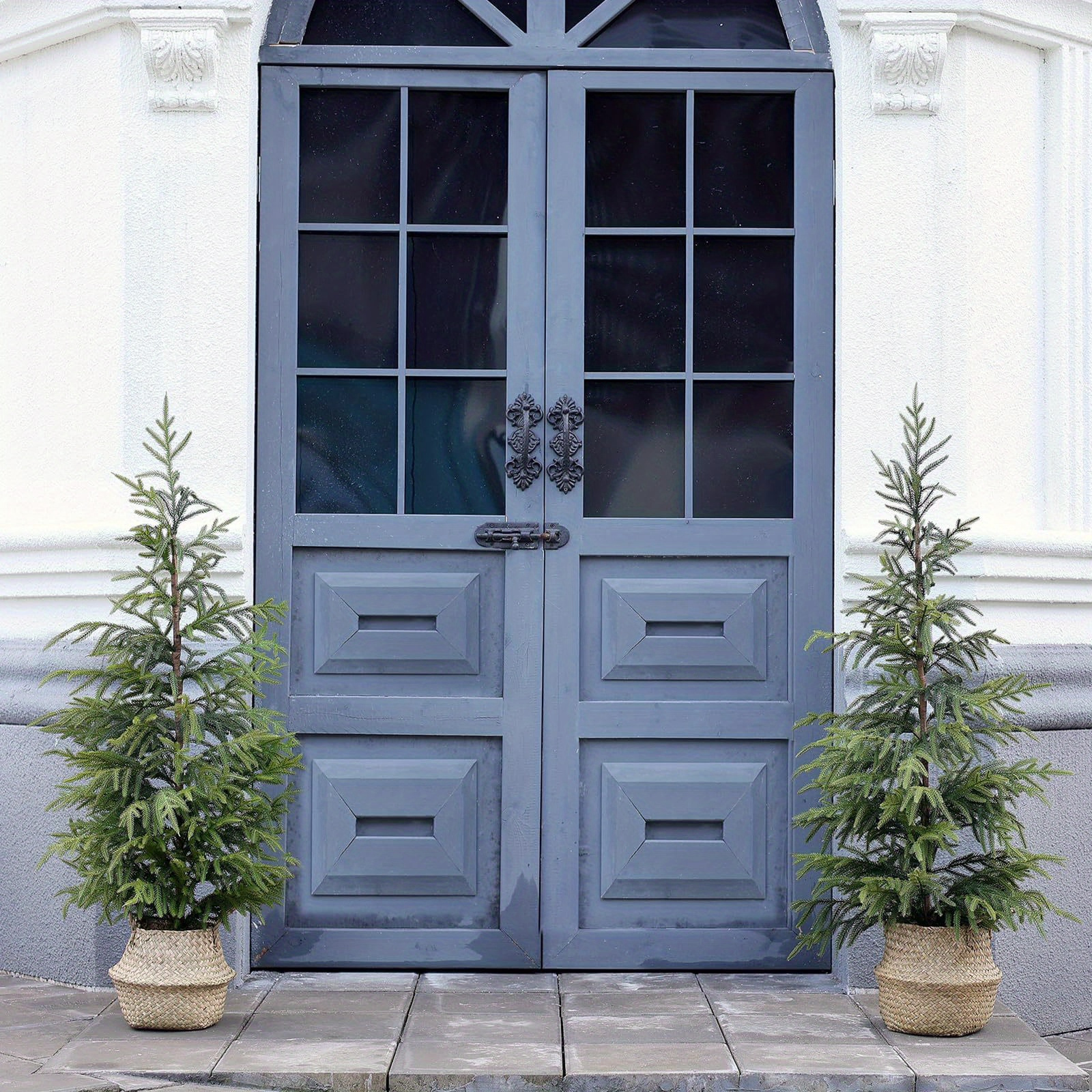 Fir Christmas Tree In Pot - 24/36 Potted For Decor, Plastic , No Needed, For And Restaurant Decoration
Fir Christmas Tree In Pot - 24/36 Potted For Decor, Plastic , No Needed, For And Restaurant Decoration