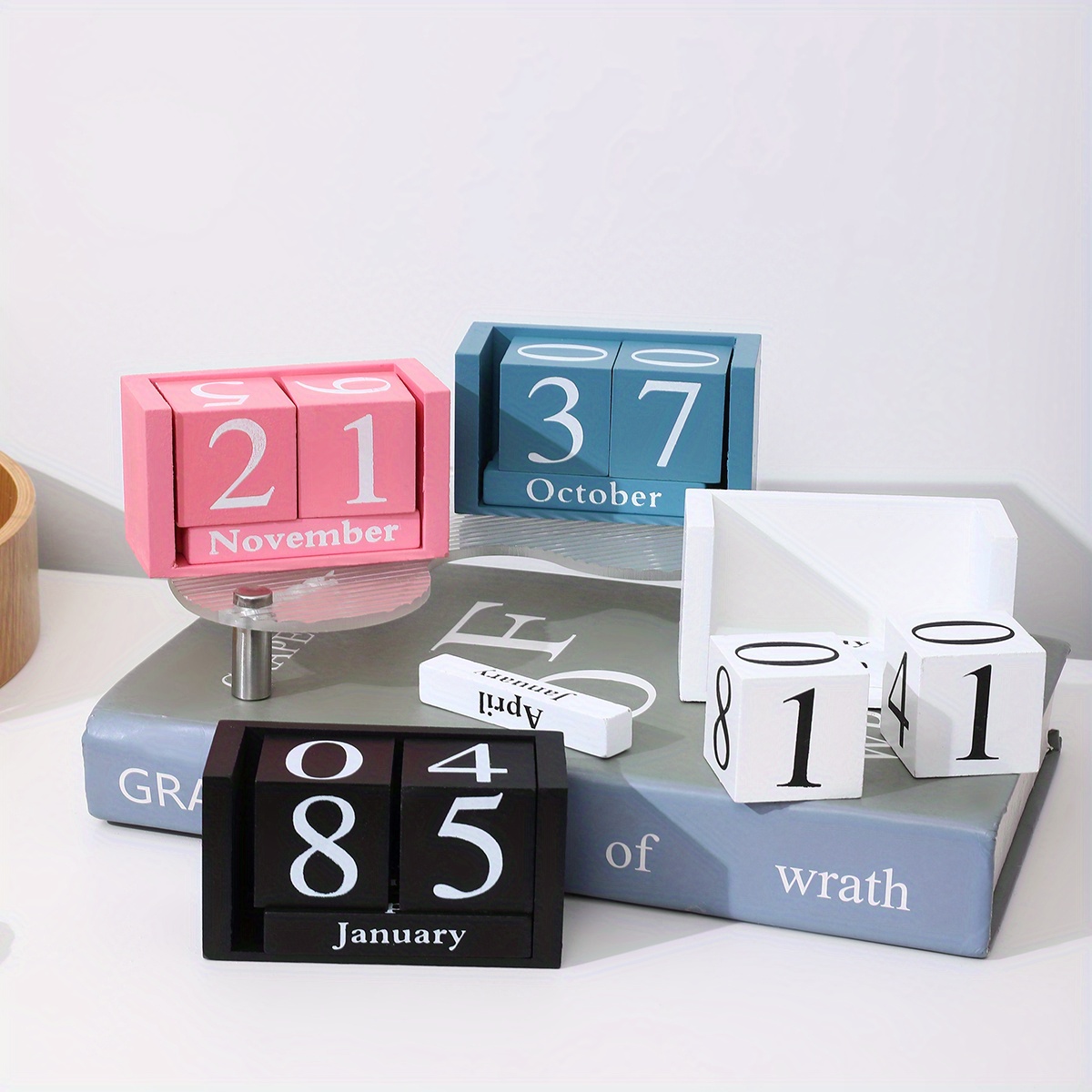 1pc Elegant Wooden Blocks - For Home, Office, And School Decor | Ideal Christmas Gift, School Accessory | Decorative Blocks | Wooden Construction
1pc Elegant Wooden Blocks - For Home, Office, And School Decor | Ideal Christmas Gift, School Accessory | Decorative Blocks | Wooden Construction