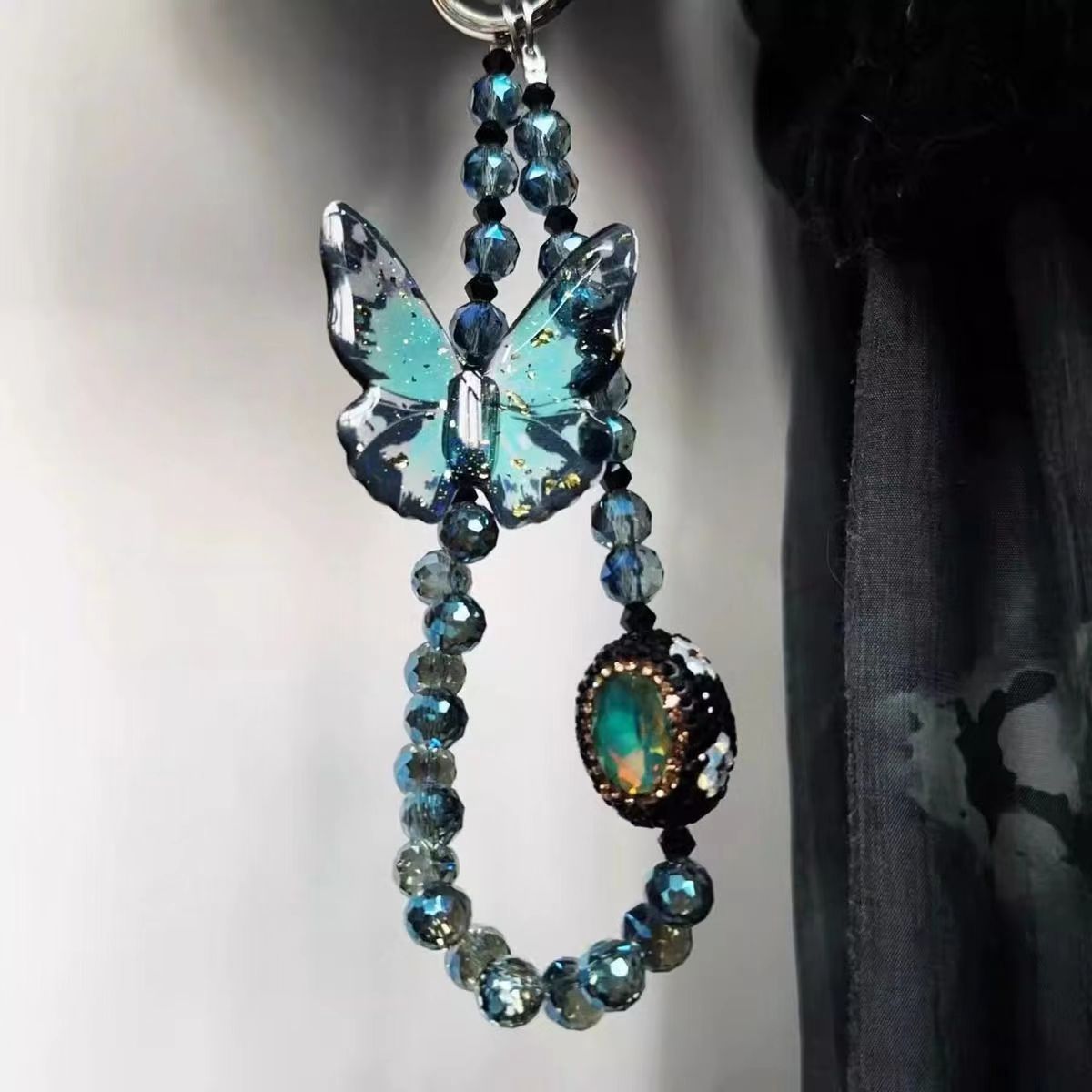 Elegant Handcrafted Beaded Crystal Phone Charm, Keychain, Anti-lost Fashionable Mobile Accessory, Universal Fit For Phone Cases, Key Rings, Cameras, Bags, Headphones, Usb Drives - Stylish Gift Item
Elegant Handcrafted Beaded Crystal Phone Charm, Keychain, Anti-lost Fashionable Mobile Accessory, Universal Fit For Phone Cases, Key Rings, Cameras, Bags, Headphones, Usb Drives - Stylish Gift Item