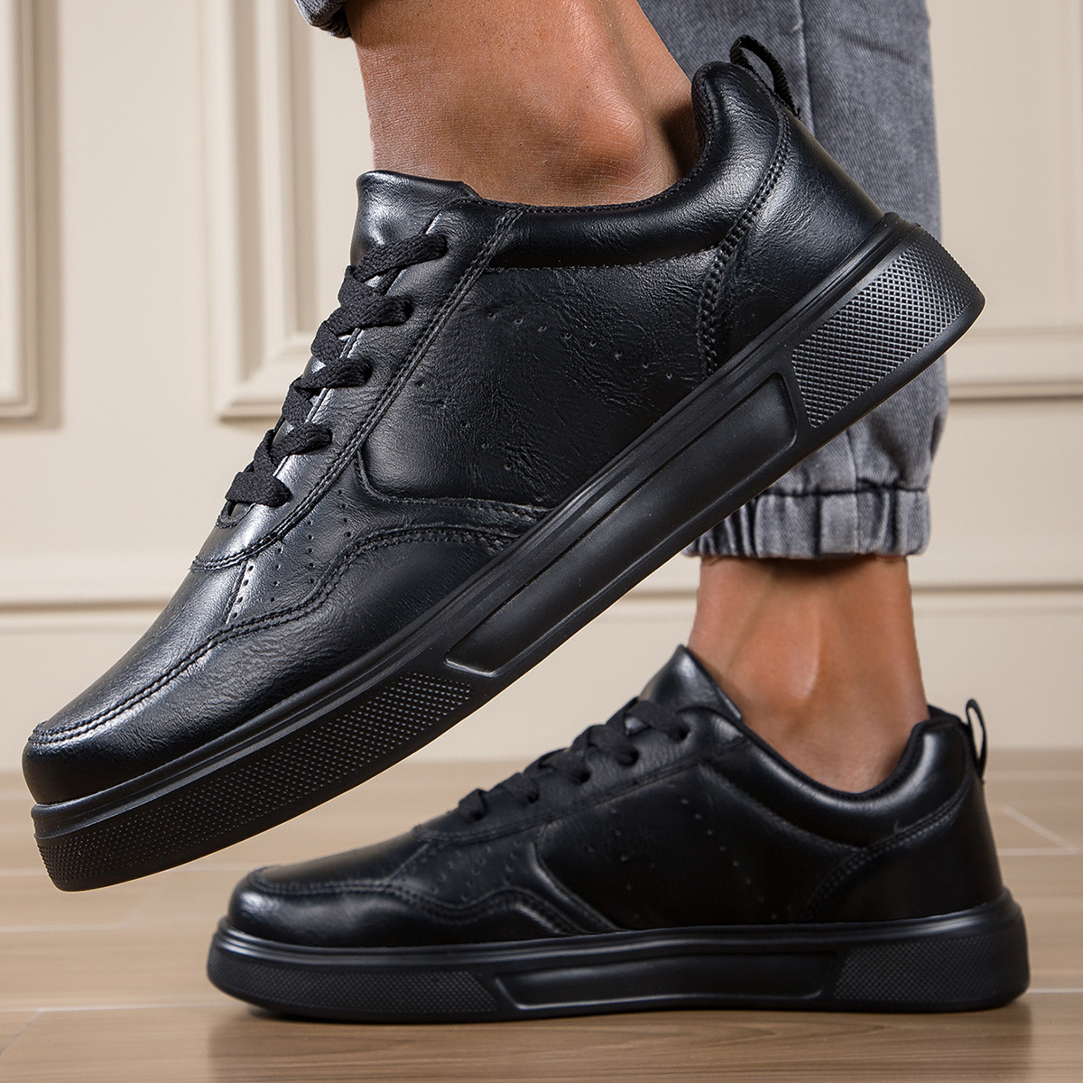 Chaussures de Planche Décontractées pour Hommes, Chaussures de Sport, Chaussures de Course et Fitness Quotidiennes pour Hommes
Chaussures de Planche Décontractées pour Hommes, Chaussures de Sport, Chaussures de Course et Fitness Quotidiennes pour Hommes