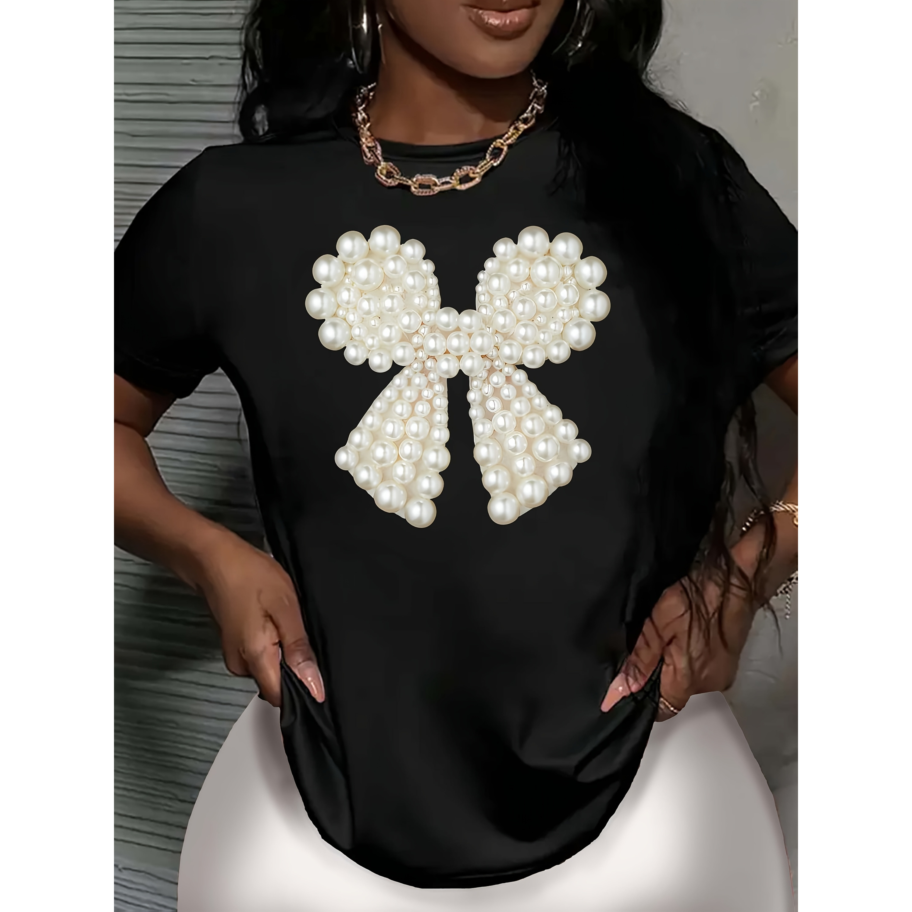 Elegant Women's With Chic Pearl - Casual Short Sleeve, Round Neck Top, 100% Polyester, Machine Washable- Spring& Summer
Elegant Women's With Chic Pearl - Casual Short Sleeve, Round Neck Top, 100% Polyester, Machine Washable- Spring& Summer