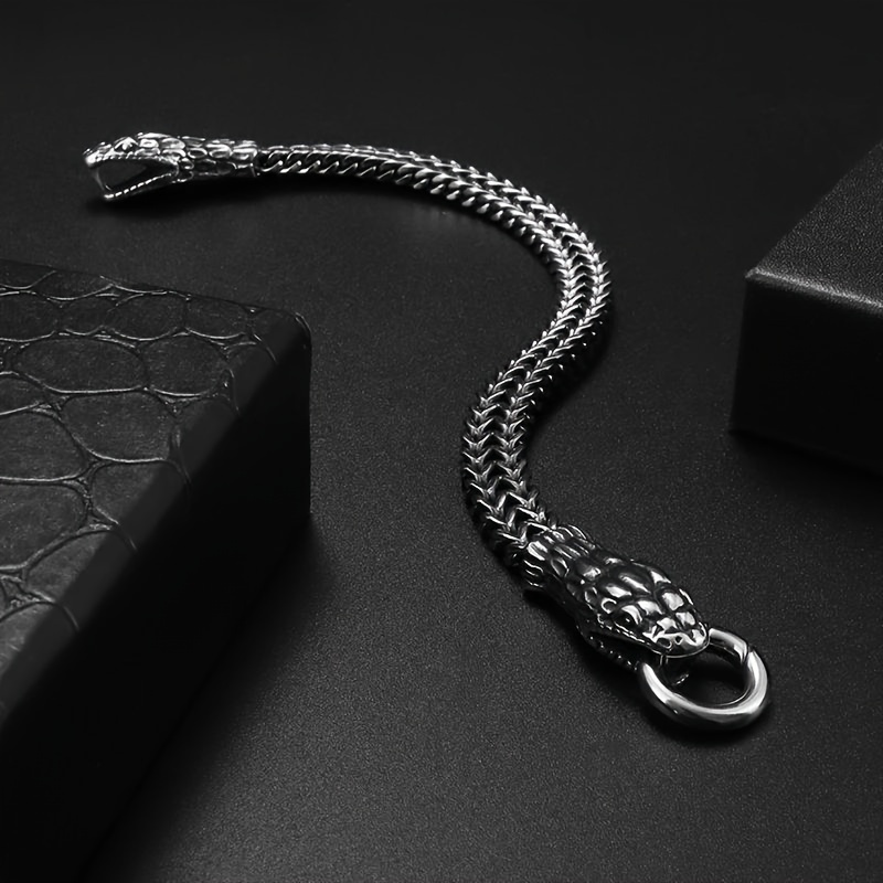1pc Retro Classic Snake Head Animal Stainless Steel Bracelet With Ring Men's Halloween Party Jewelry Gift Accessories
1pc Retro Classic Snake Head Animal Stainless Steel Bracelet With Ring Men's Halloween Party Jewelry Gift Accessories