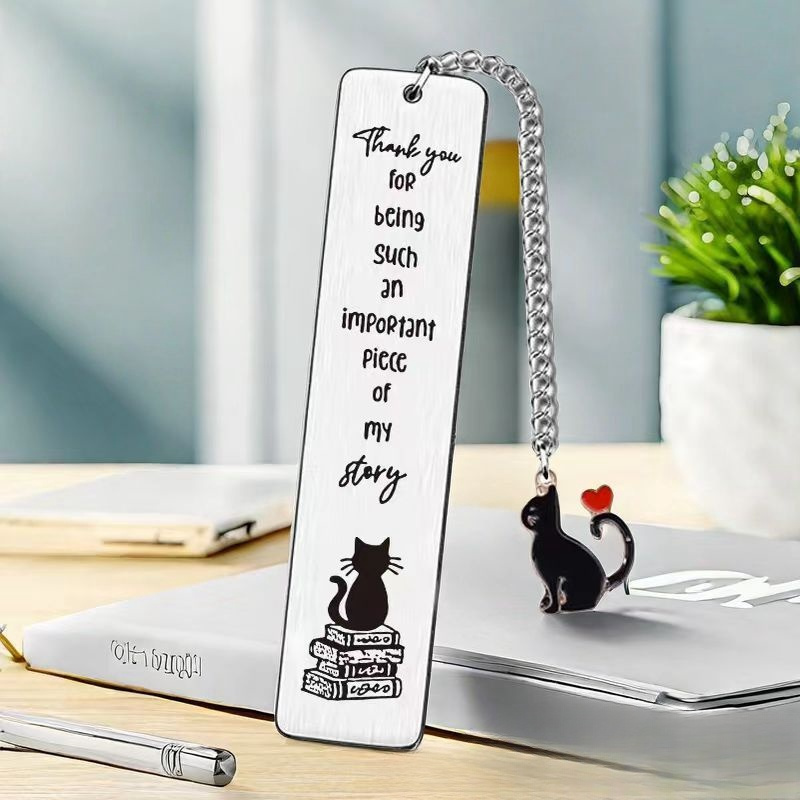 Stainless Steel Bookmark With Charm, Engraved "thank You For An Piece Of ", Elegant Metal Book Marker With Chain, For Readers, Students, Office Decor Gift
Stainless Steel Bookmark With Charm, Engraved "thank You For An Piece Of ", Elegant Metal Book Marker With Chain, For Readers, Students, Office Decor Gift