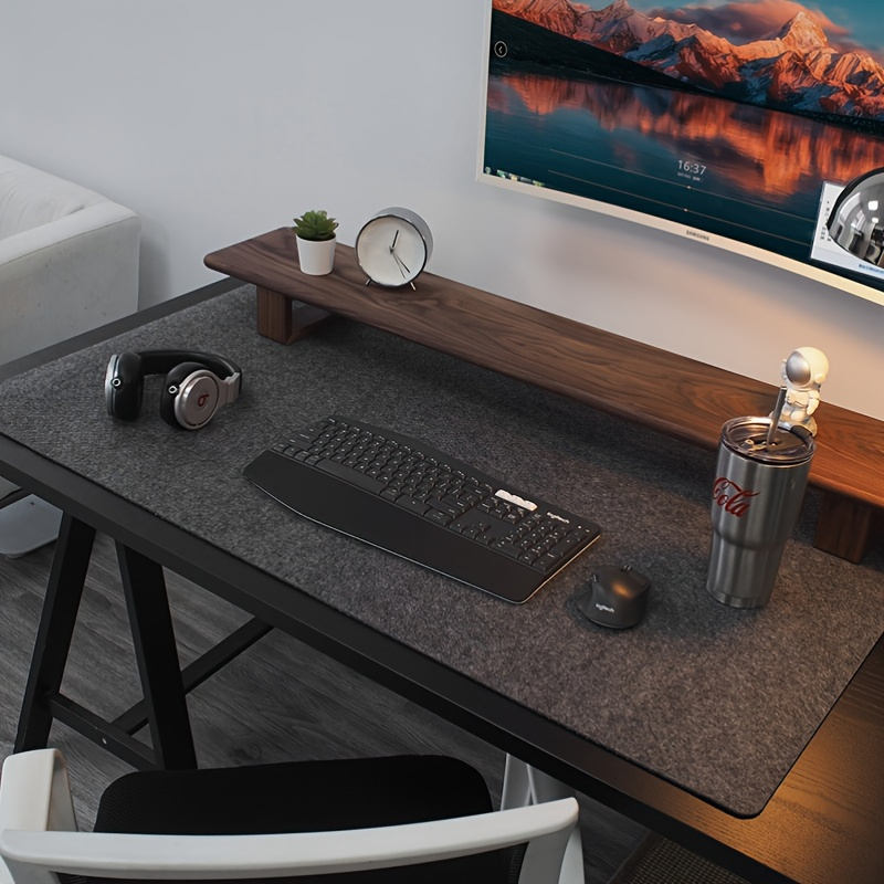 1pc Oversized Non-slip Mouse Pad - Warm Desk Mat For , Gaming And Office Use, Material, Ideal For Students And Gamers, Suitable For Supplies
1pc Oversized Non-slip Mouse Pad - Warm Desk Mat For , Gaming And Office Use, Material, Ideal For Students And Gamers, Suitable For Supplies