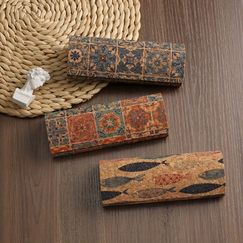 1pc Retro Glasses Case Retro Glasses Case Magnetic Glasses Holder Container Portable Glasses Protector
1pc Retro Glasses Case Retro Glasses Case Magnetic Glasses Holder Container Portable Glasses Protector