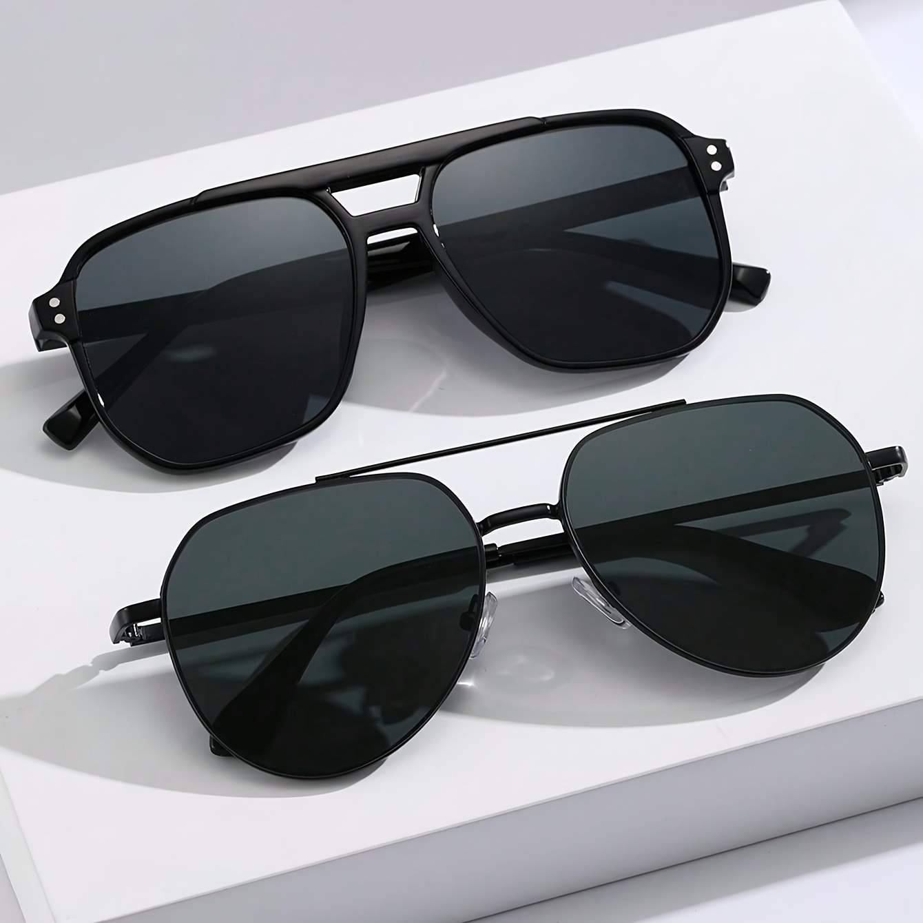 2pcs Men' Glasses Geometric Double Frame Grey Lens - Music Festival Beach Driving Outdoor Accessories Glasses
2pcs Men' Glasses Geometric Double Frame Grey Lens - Music Festival Beach Driving Outdoor Accessories Glasses