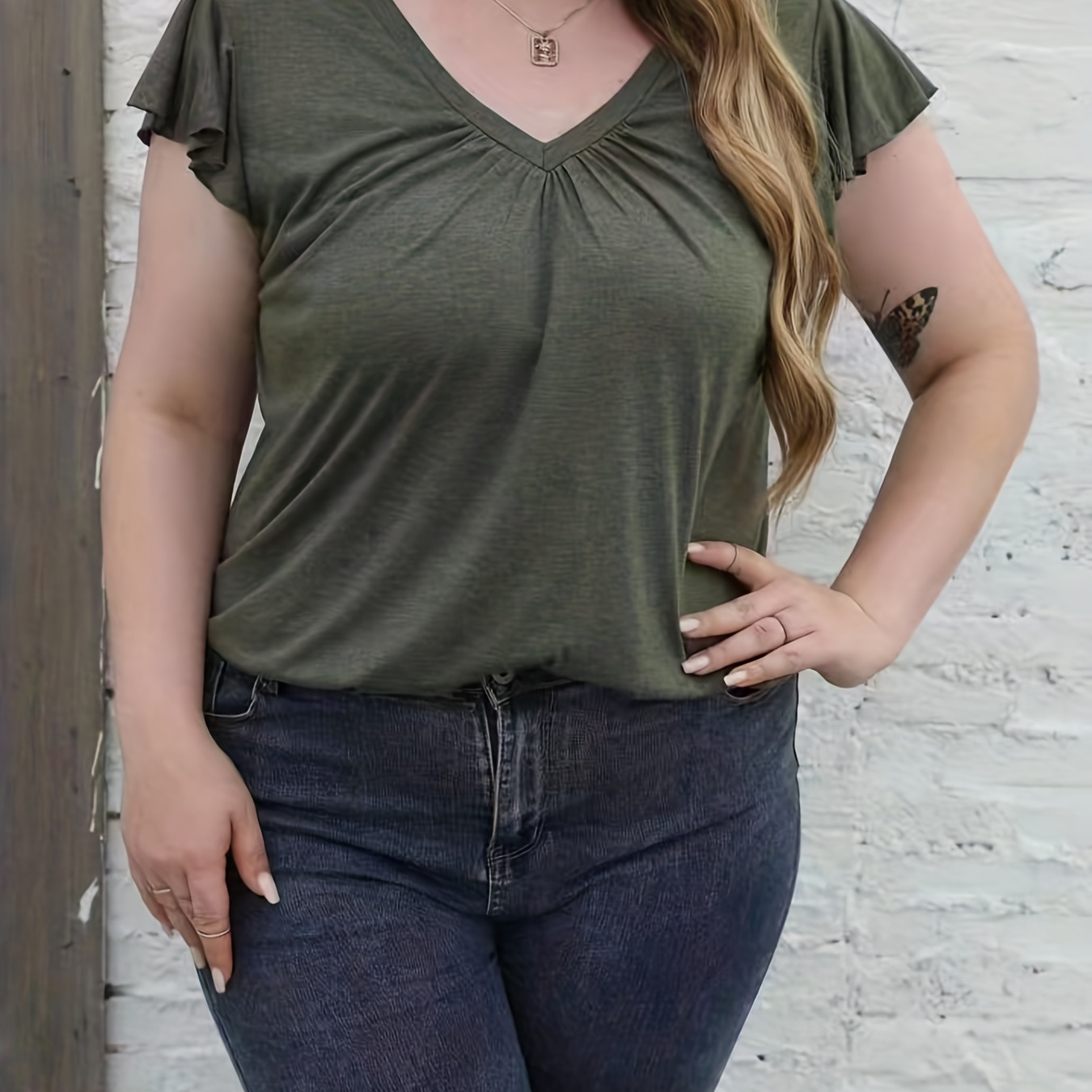 Plus Size Casual T-shirt, Women's Plus Solid V Neck Ruffle Cap Sleeve Ruched Medium Stretch Tee
Plus Size Casual T-shirt, Women's Plus Solid V Neck Ruffle Cap Sleeve Ruched Medium Stretch Tee