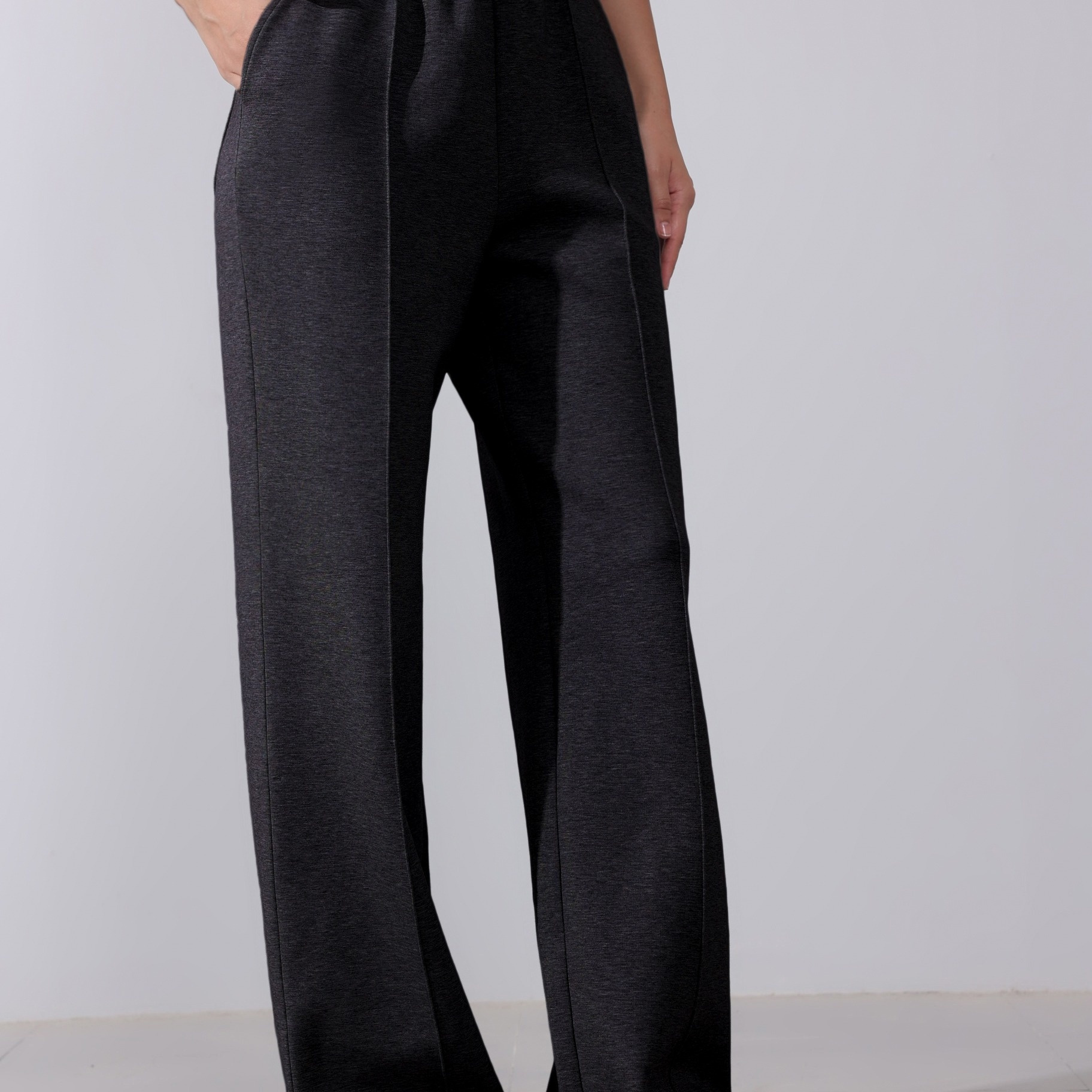 Solid Color Straight Leg Pintuck Pants, Casual Elastic Waist Slant Pockets Pants, Women's Clothing
Solid Color Straight Leg Pintuck Pants, Casual Elastic Waist Slant Pockets Pants, Women's Clothing