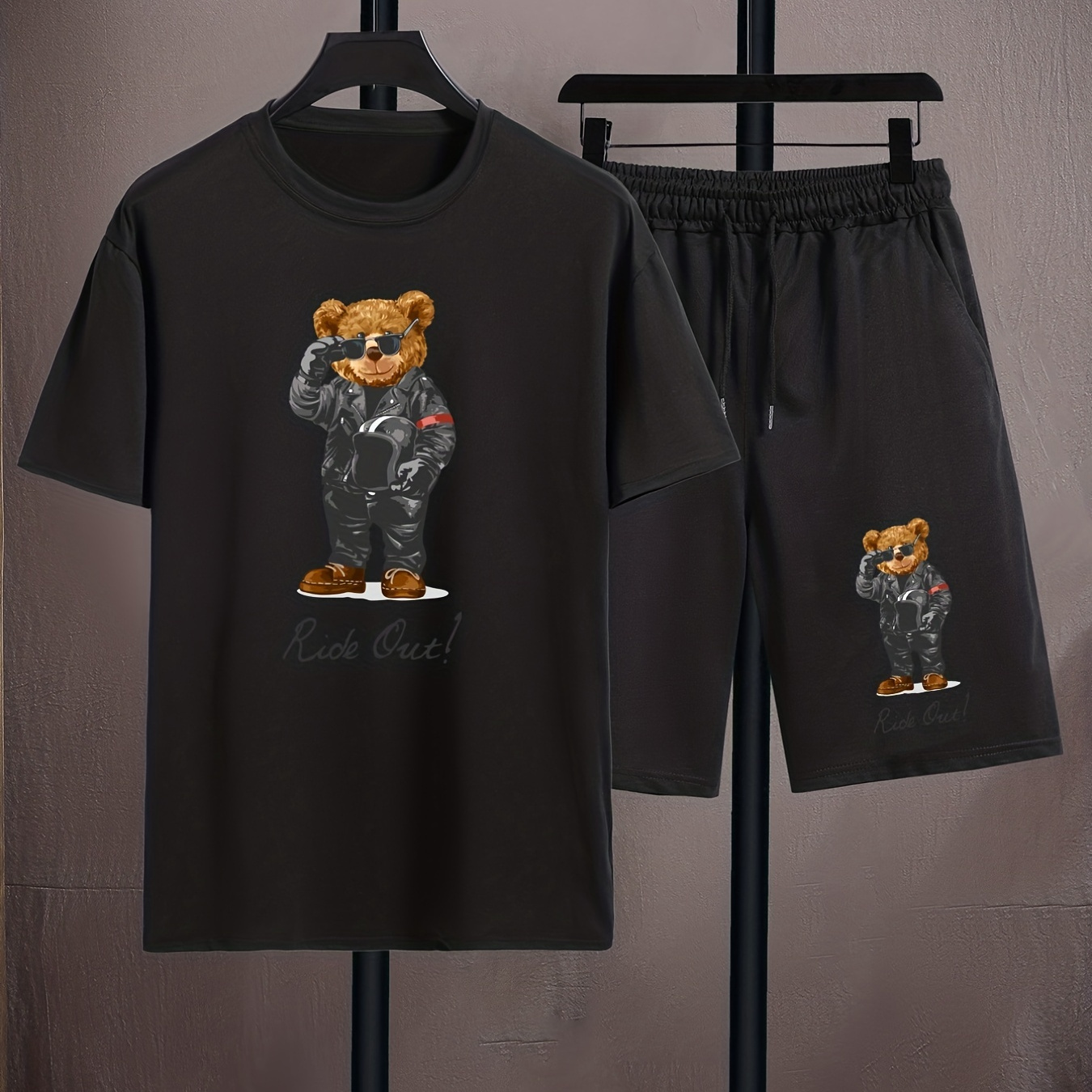 Cool Teddy Bear Pattern, Men's 2pcs, Casual T-shirt And Loose Drawstring Shorts For Running, Training
Cool Teddy Bear Pattern, Men's 2pcs, Casual T-shirt And Loose Drawstring Shorts For Running, Training