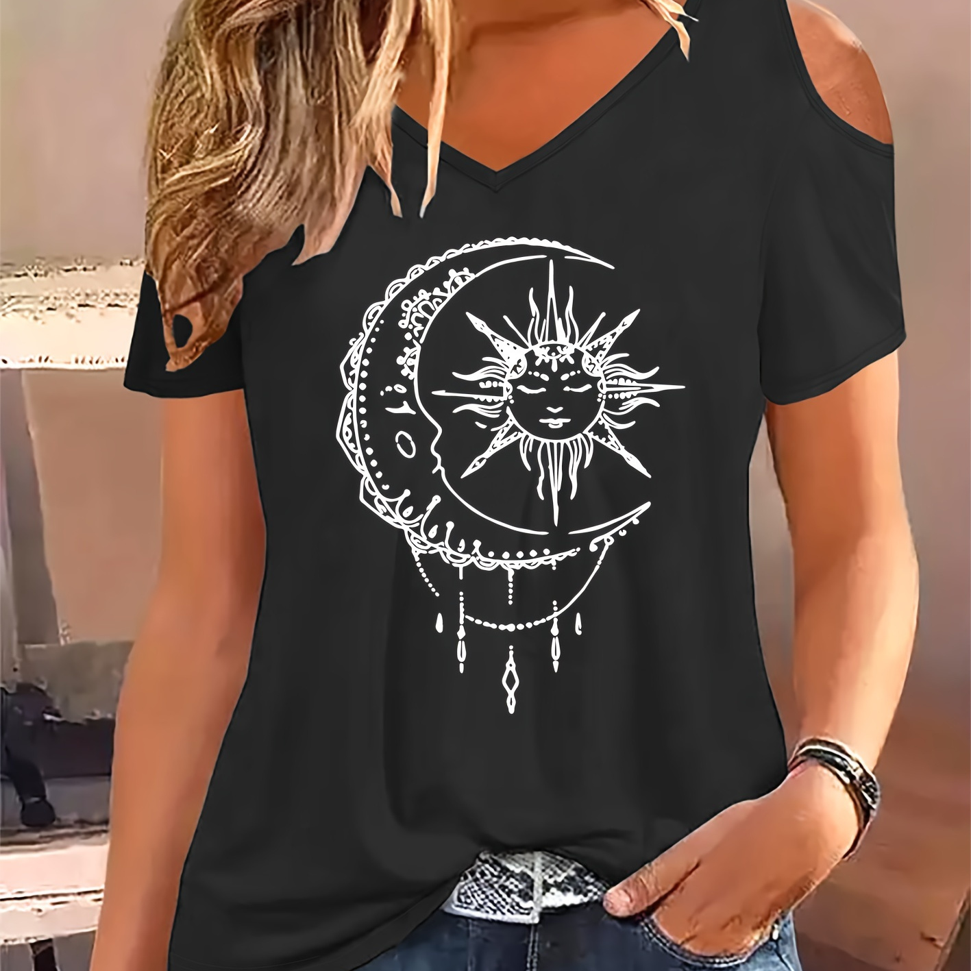 Women's Casual Off-shoulder Graphic Tee - V-neck, Short Sleeve, Polyester, Light Gray With Design, Machine Washable -
Women's Casual Off-shoulder Graphic Tee - V-neck, Short Sleeve, Polyester, Light Gray With Design, Machine Washable -