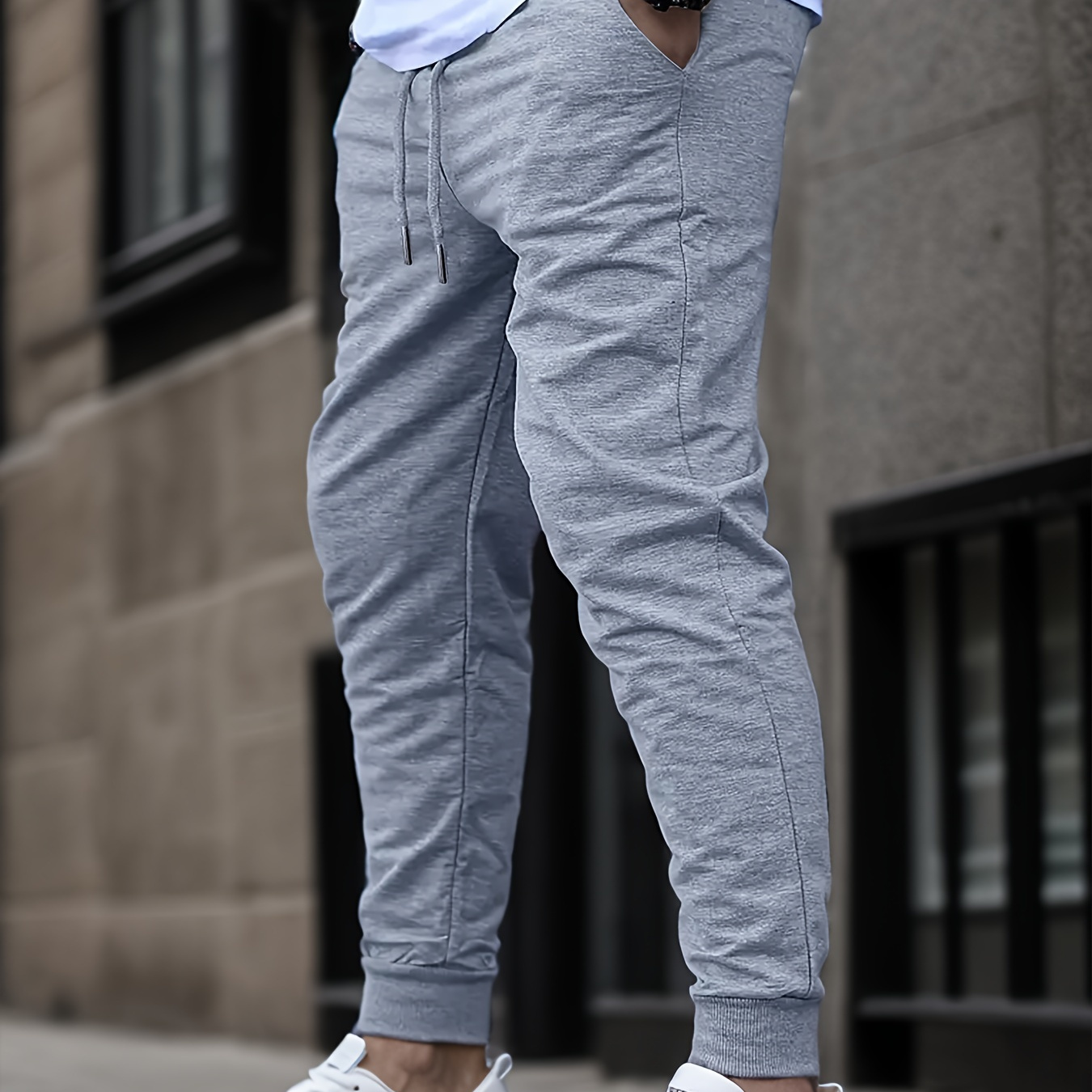 Men's Cuffed Sweatpants With Pockets In Solid Color, Loose Fit And Trendy For Casual Wear
Men's Cuffed Sweatpants With Pockets In Solid Color, Loose Fit And Trendy For Casual Wear