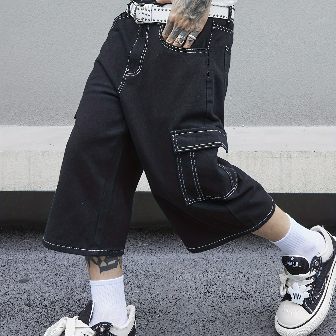 Men's Casual Loose Fit Denim Shorts, Knee-length Jorts With Pockets, Summer Street Style Fashion
Men's Casual Loose Fit Denim Shorts, Knee-length Jorts With Pockets, Summer Street Style Fashion