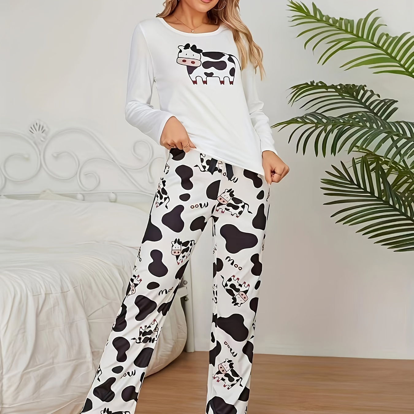 Cow Print Casual Spring & Fall Two-piece Set, Crew Neck Long Sleeve T-shirt & Pants Outfits, Women's Clothing
Cow Print Casual Spring & Fall Two-piece Set, Crew Neck Long Sleeve T-shirt & Pants Outfits, Women's Clothing