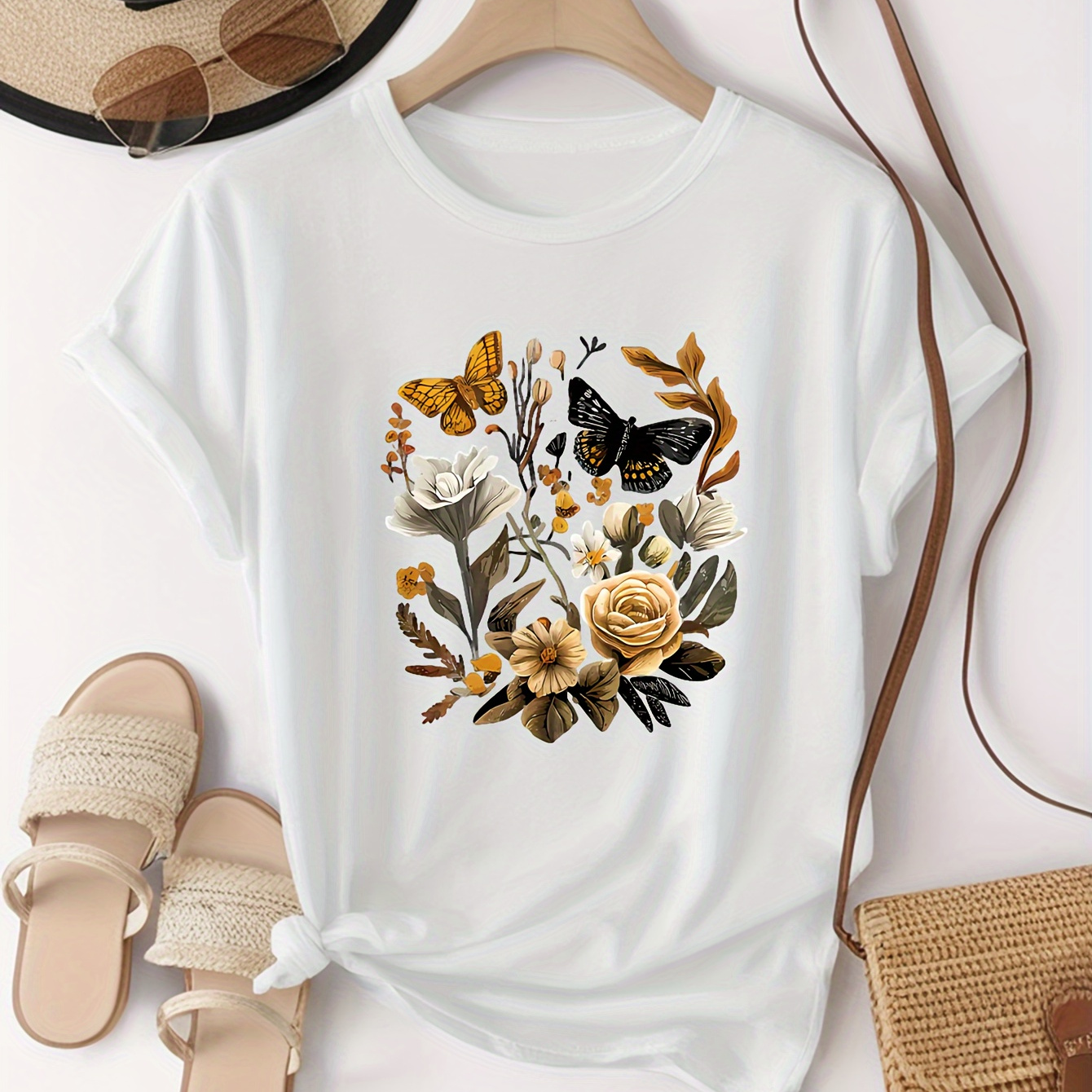 Plus Size Floral Print T-shirt, Casual Short Sleeve Crew Neck Top For Spring & Summer, Women's Plus Size Clothing
Plus Size Floral Print T-shirt, Casual Short Sleeve Crew Neck Top For Spring & Summer, Women's Plus Size Clothing