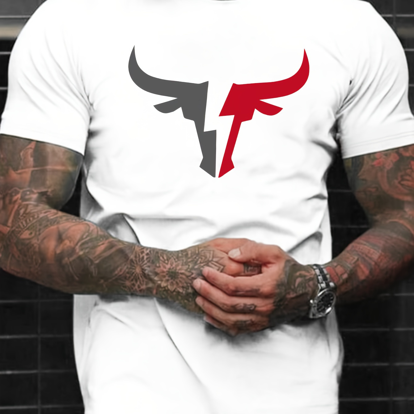 Bull Graphic Print Men's Casual T-shirt, Short Sleeve Tee Tops, Summer Outdoor Sports Clothing
Bull Graphic Print Men's Casual T-shirt, Short Sleeve Tee Tops, Summer Outdoor Sports Clothing