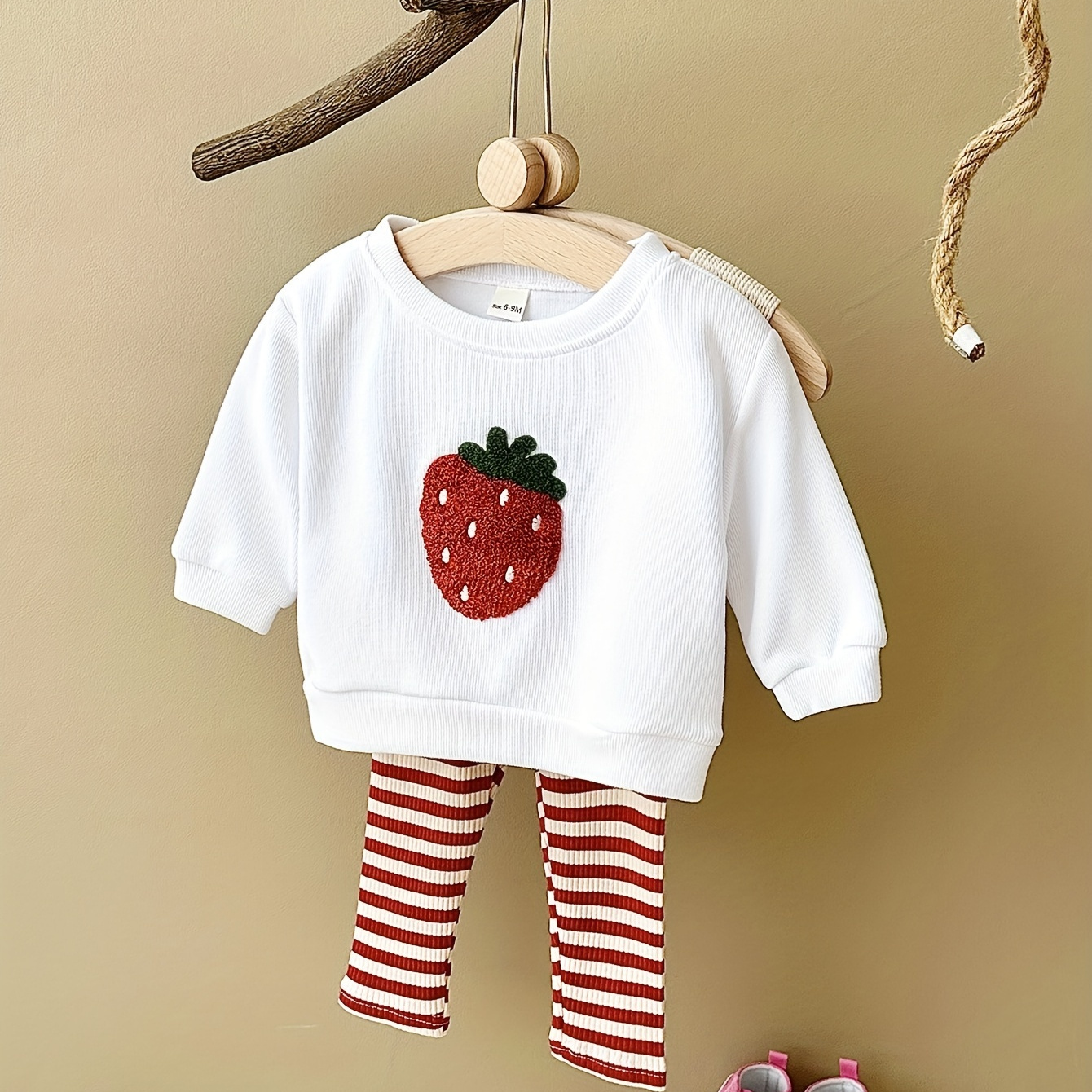 2pcs Baby's Fruit Embroidery Sweatshirt + Casual Striped Pants, Toddler & Infant Girl's Clothing Set For Spring Fall
2pcs Baby's Fruit Embroidery Sweatshirt + Casual Striped Pants, Toddler & Infant Girl's Clothing Set For Spring Fall