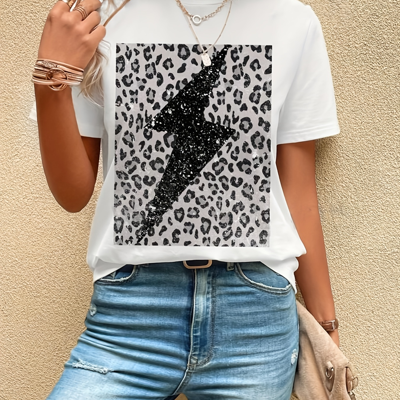 Leopard Lightning Print Crew Neck T-shirt, Short Sleeve Casual Top For Summer & Spring, Women's Clothing
Leopard Lightning Print Crew Neck T-shirt, Short Sleeve Casual Top For Summer & Spring, Women's Clothing