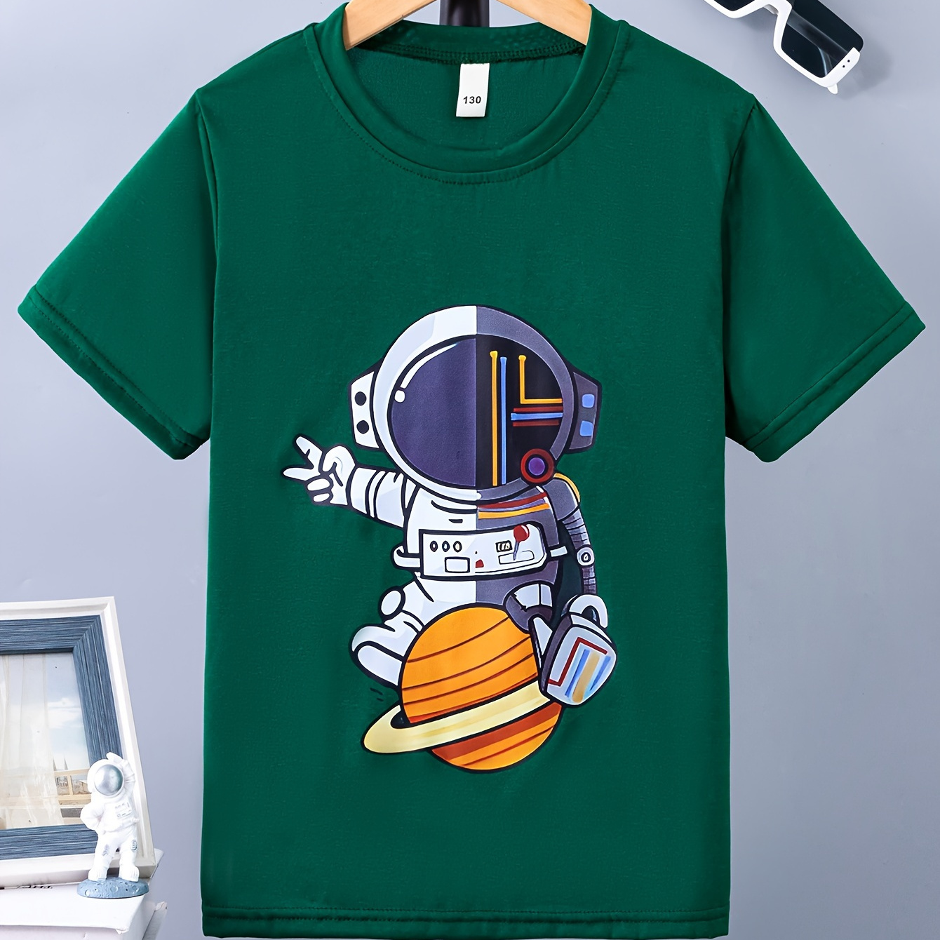 Cartoon Astronaut Print Tee Tops, Boys Round Neck Casual Short Sleeve Comfortable Soft Premium T-shirt
Cartoon Astronaut Print Tee Tops, Boys Round Neck Casual Short Sleeve Comfortable Soft Premium T-shirt