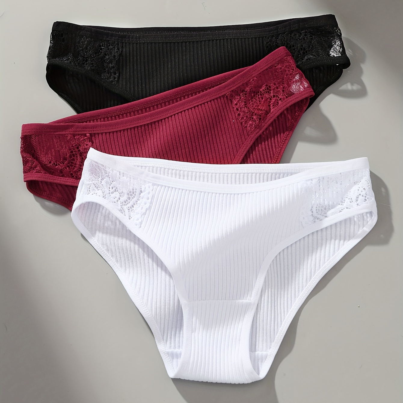 3pcs Solid Seamless Floral Lace Briefs, Elegant Comfy Breathable Stretchy Intimates Panties, Women's Lingerie & Underwear
3pcs Solid Seamless Floral Lace Briefs, Elegant Comfy Breathable Stretchy Intimates Panties, Women's Lingerie & Underwear