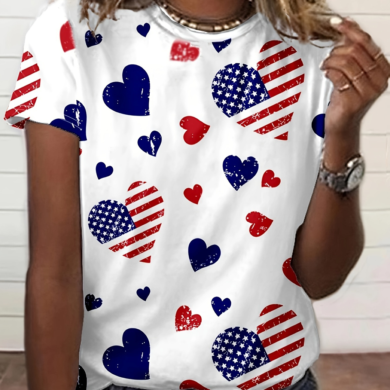 Heart Flag Print Crew Neck T-shirt, Casual Short Sleeve T-shirt For Spring & Summer, Women's Clothing
Heart Flag Print Crew Neck T-shirt, Casual Short Sleeve T-shirt For Spring & Summer, Women's Clothing