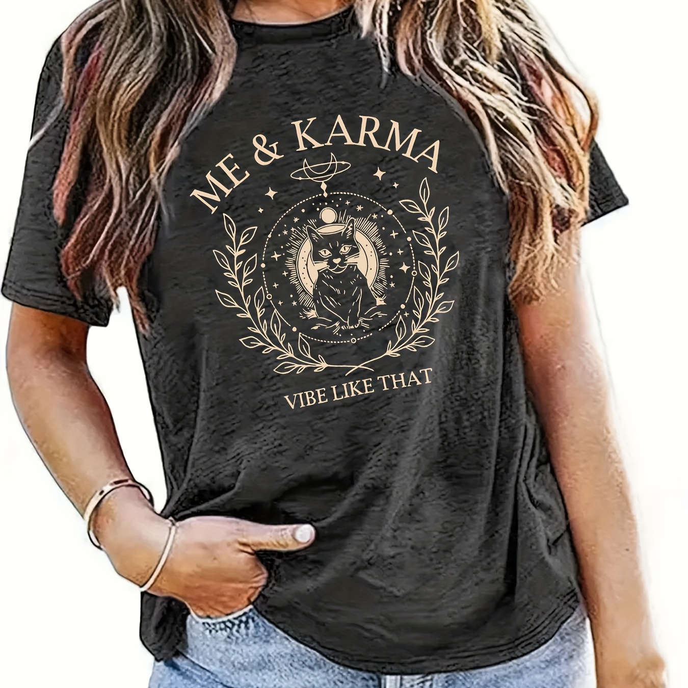 Plus Size Cat Print T-shirt, Casual Crew Neck Short Sleeve T-shirt, Women's Plus Size clothing
Plus Size Cat Print T-shirt, Casual Crew Neck Short Sleeve T-shirt, Women's Plus Size clothing