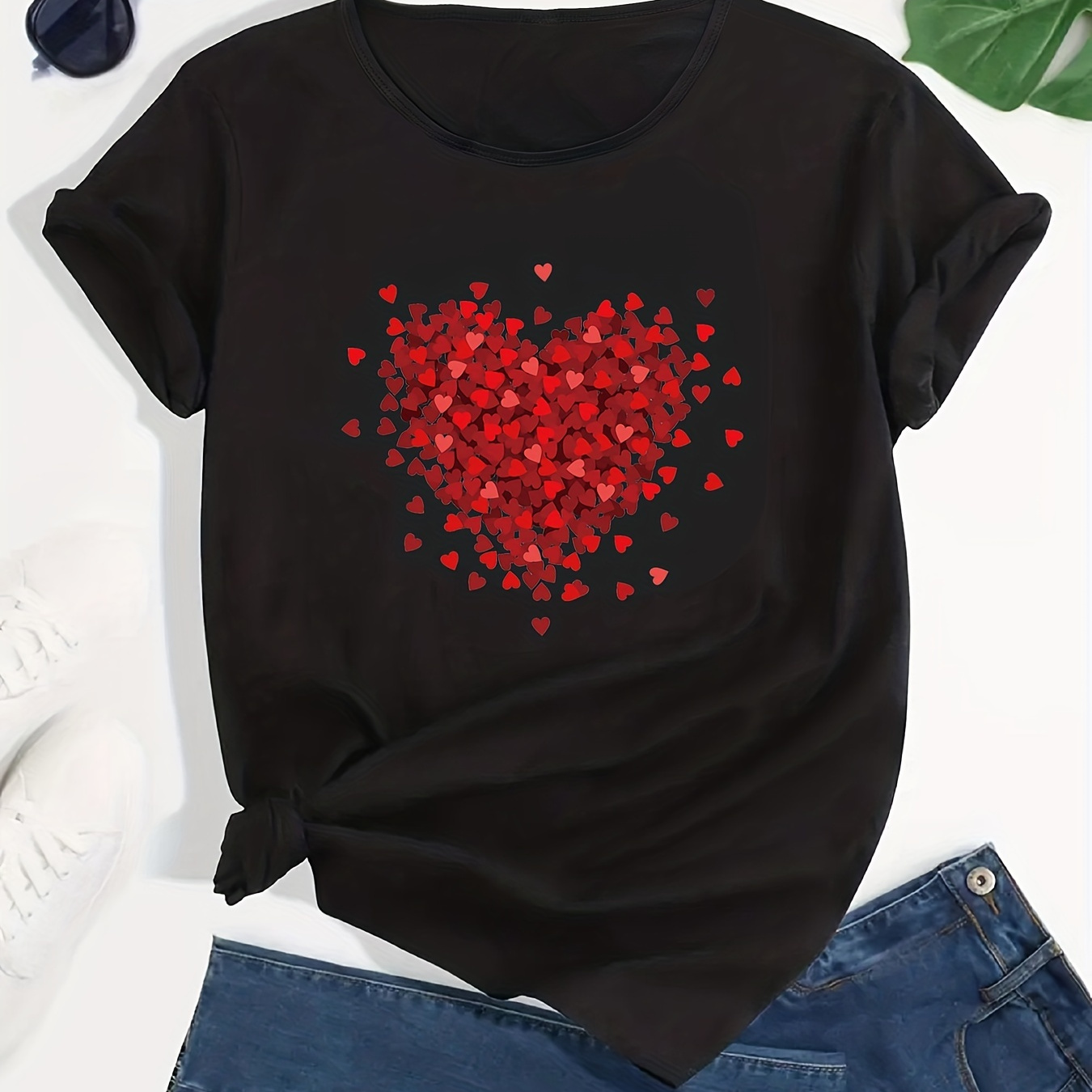 Fashion Heart Graphic Sports Short Sleeve T-shirts, Print Casual Sports Slim Tops For Running, Women's Summer Tops
Fashion Heart Graphic Sports Short Sleeve T-shirts, Print Casual Sports Slim Tops For Running, Women's Summer Tops