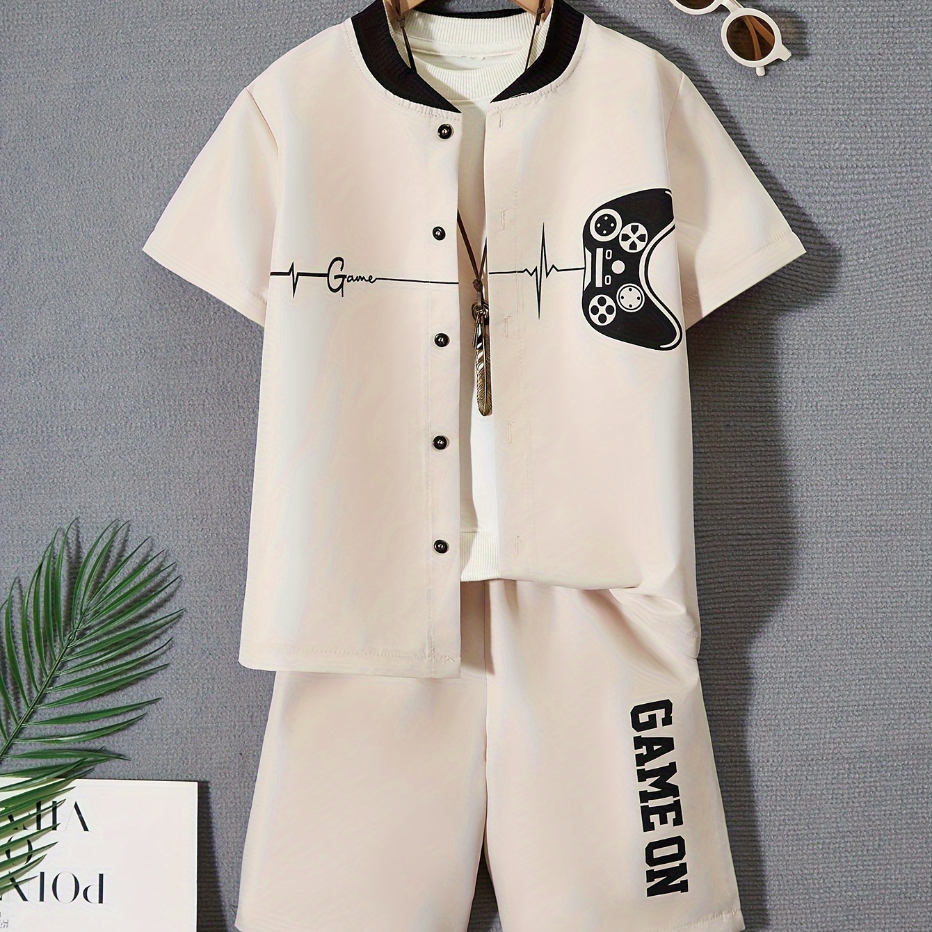 2pcs Boys Casual Game Console Print Comfortable Versatile Short Sleeve Button Top & Shorts Set, Cool, Lightweight And Comfy Summer Clothes!
2pcs Boys Casual Game Console Print Comfortable Versatile Short Sleeve Button Top & Shorts Set, Cool, Lightweight And Comfy Summer Clothes!