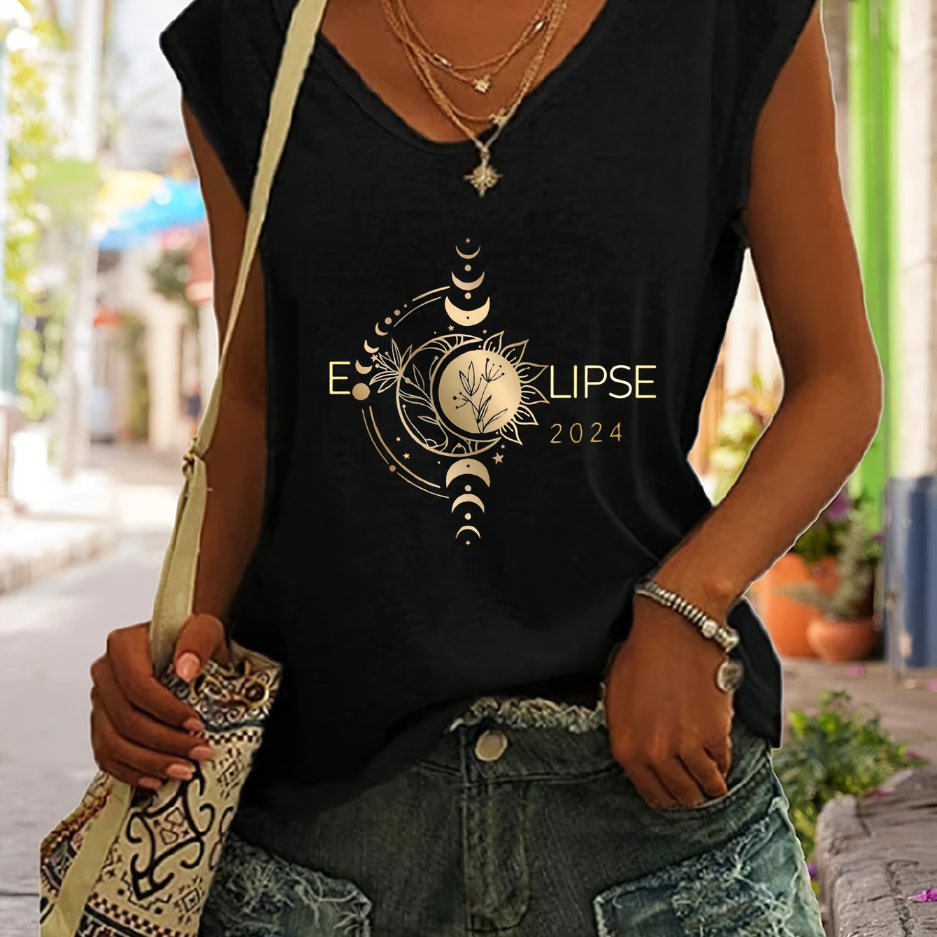 Moon Print V Neck Tank Top, Casual Sleeveless Top For Spring & Summer, Women's Clothing
Moon Print V Neck Tank Top, Casual Sleeveless Top For Spring & Summer, Women's Clothing