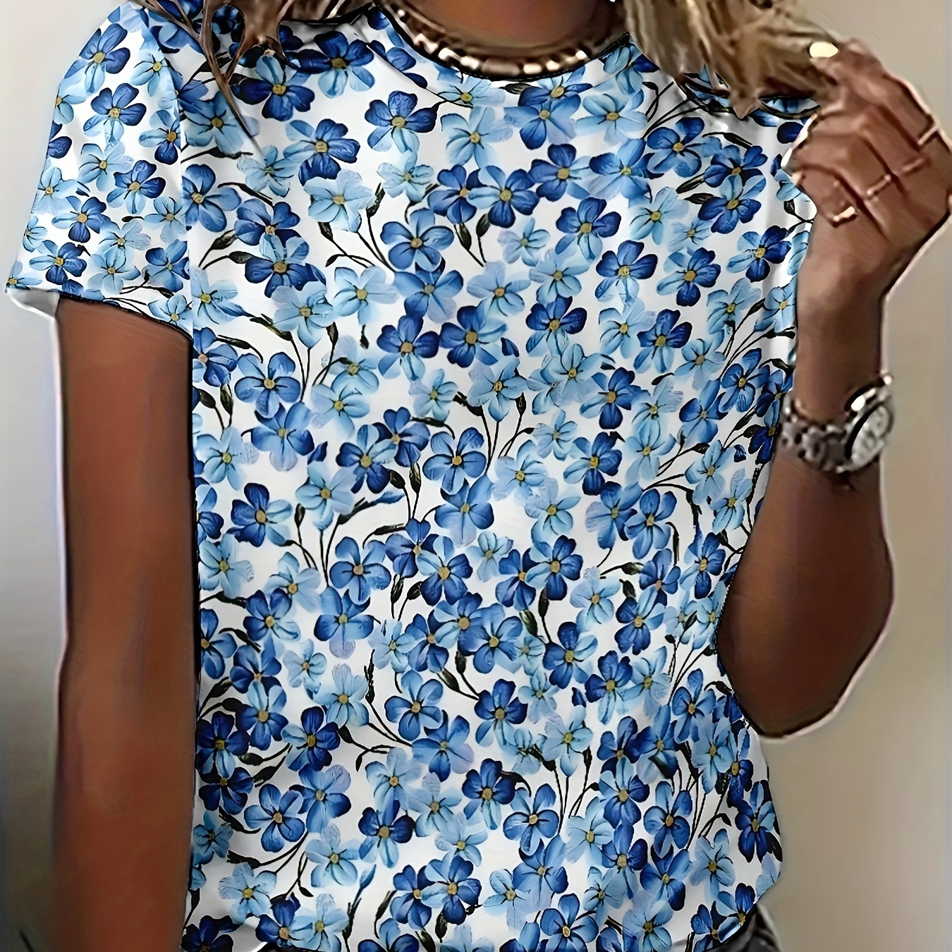 Women's Floral Print T-shirt, Blossom Design, Casual Crew Neck, Short Sleeve Top, Summer Fashion
Women's Floral Print T-shirt, Blossom Design, Casual Crew Neck, Short Sleeve Top, Summer Fashion