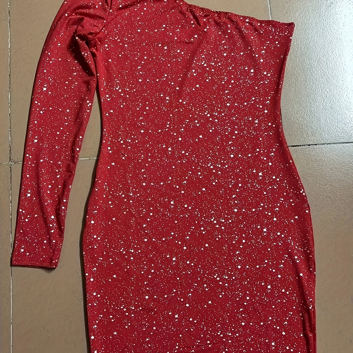 Elegant One-shoulder Bodycon Dress With Glitter Detail - Long Sleeve, Mid-length For Spring/summer - Machine Washable
Elegant One-shoulder Bodycon Dress With Glitter Detail - Long Sleeve, Mid-length For Spring/summer - Machine Washable
