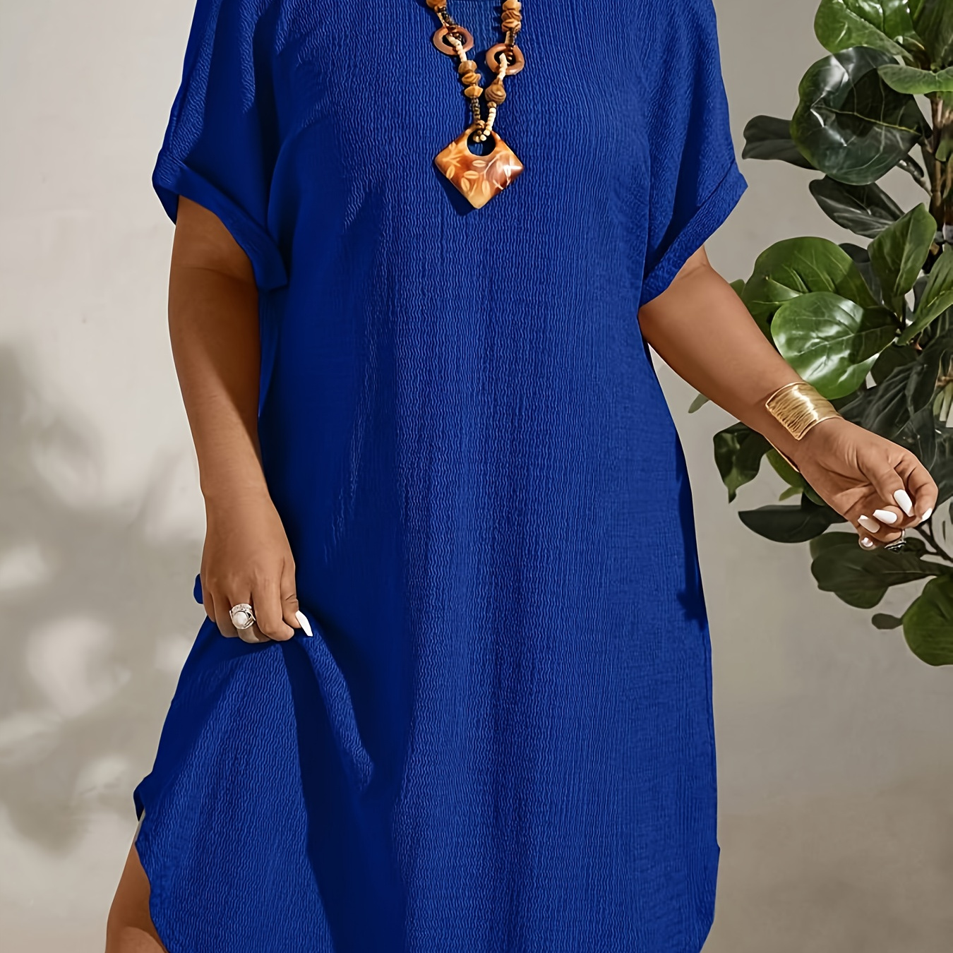 Plus Size Solid Color Textured Dress, Casual Crew Neck Batwing Sleeve Dress For Spring & Summer, Women's Plus Size Clothing
Plus Size Solid Color Textured Dress, Casual Crew Neck Batwing Sleeve Dress For Spring & Summer, Women's Plus Size Clothing