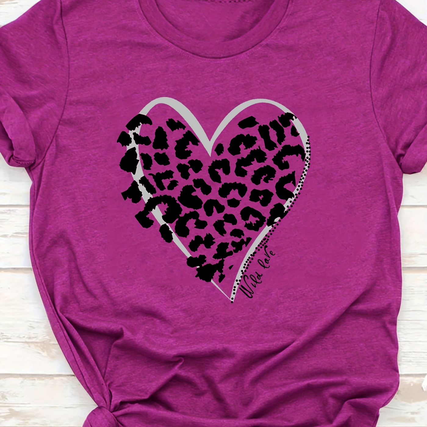 Leopard Heart Print T-shirt, Short Sleeve Crew Neck Casual Top For Summer & Spring, Women's Clothing
Leopard Heart Print T-shirt, Short Sleeve Crew Neck Casual Top For Summer & Spring, Women's Clothing