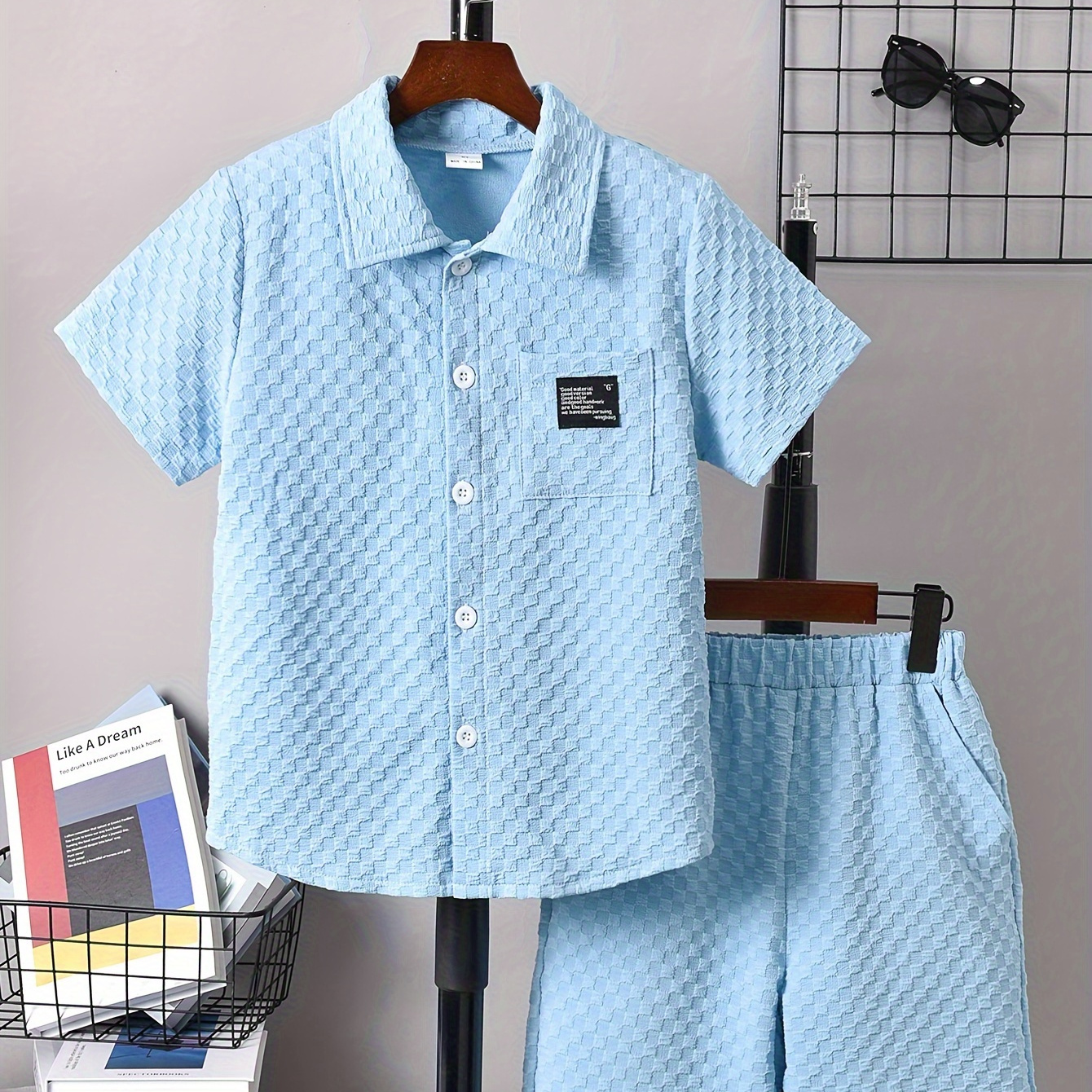 2pcs Boys Casual Solid Color Textured Short Sleeve Lapel Shirt & Shorts Set, Comfy Summer Boys Clothing
2pcs Boys Casual Solid Color Textured Short Sleeve Lapel Shirt & Shorts Set, Comfy Summer Boys Clothing