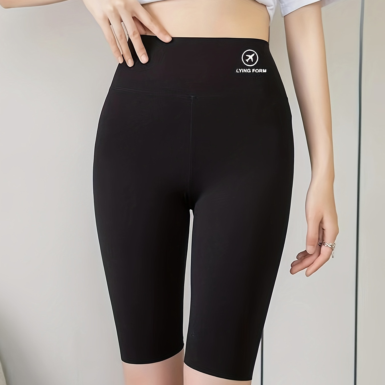 Women's High Waist Slim Fit Yoga Fitness Biker Shorts, Summer Lightweight, Seamless, Casual Style, 5-point Pants For Workout & Home Use
Women's High Waist Slim Fit Yoga Fitness Biker Shorts, Summer Lightweight, Seamless, Casual Style, 5-point Pants For Workout & Home Use