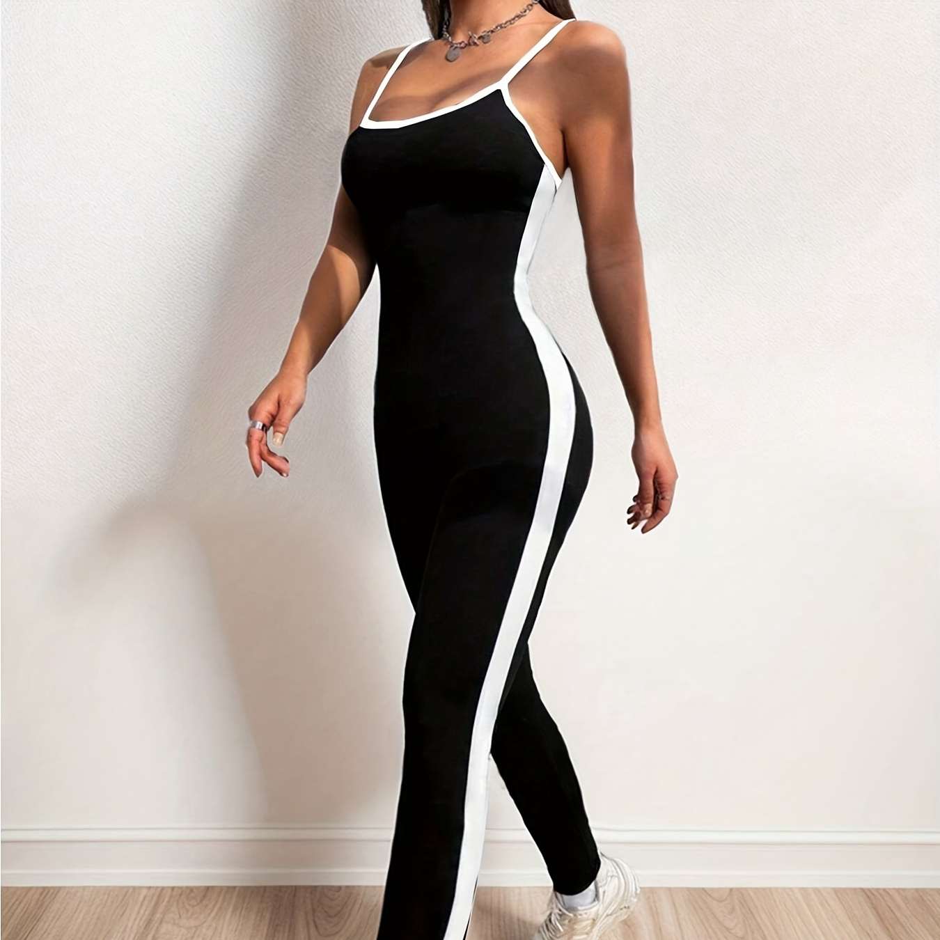Color Block Low Cut Skinny Jumpsuit, Sexy Spaghetti Strap Backless Jumpsuit For Spring & Summer, Women's Clothing
Color Block Low Cut Skinny Jumpsuit, Sexy Spaghetti Strap Backless Jumpsuit For Spring & Summer, Women's Clothing