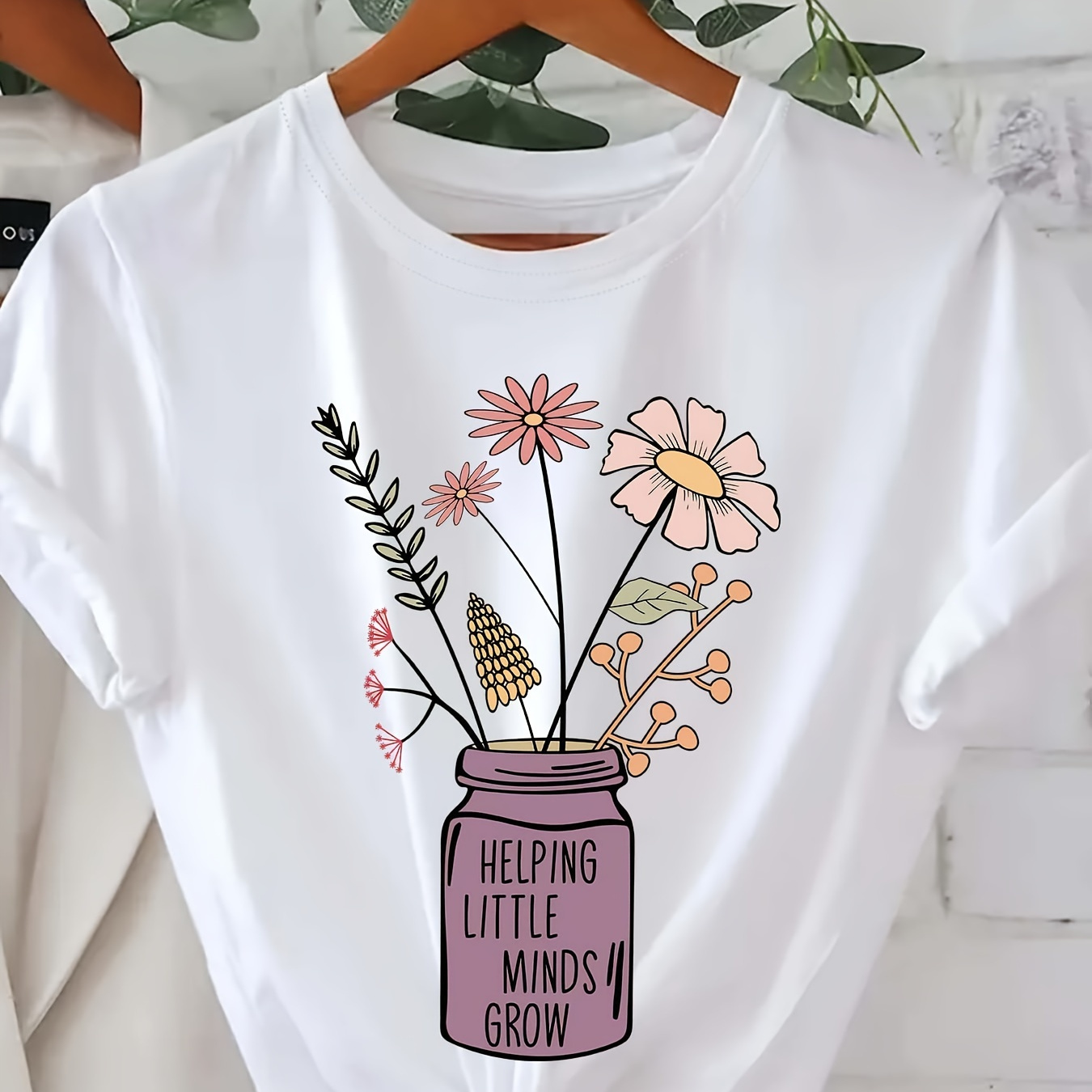 Floral Back To School Print T-shirt, Short Sleeve Crew Neck Casual Top For Summer & Spring, Women's Clothing
Floral Back To School Print T-shirt, Short Sleeve Crew Neck Casual Top For Summer & Spring, Women's Clothing