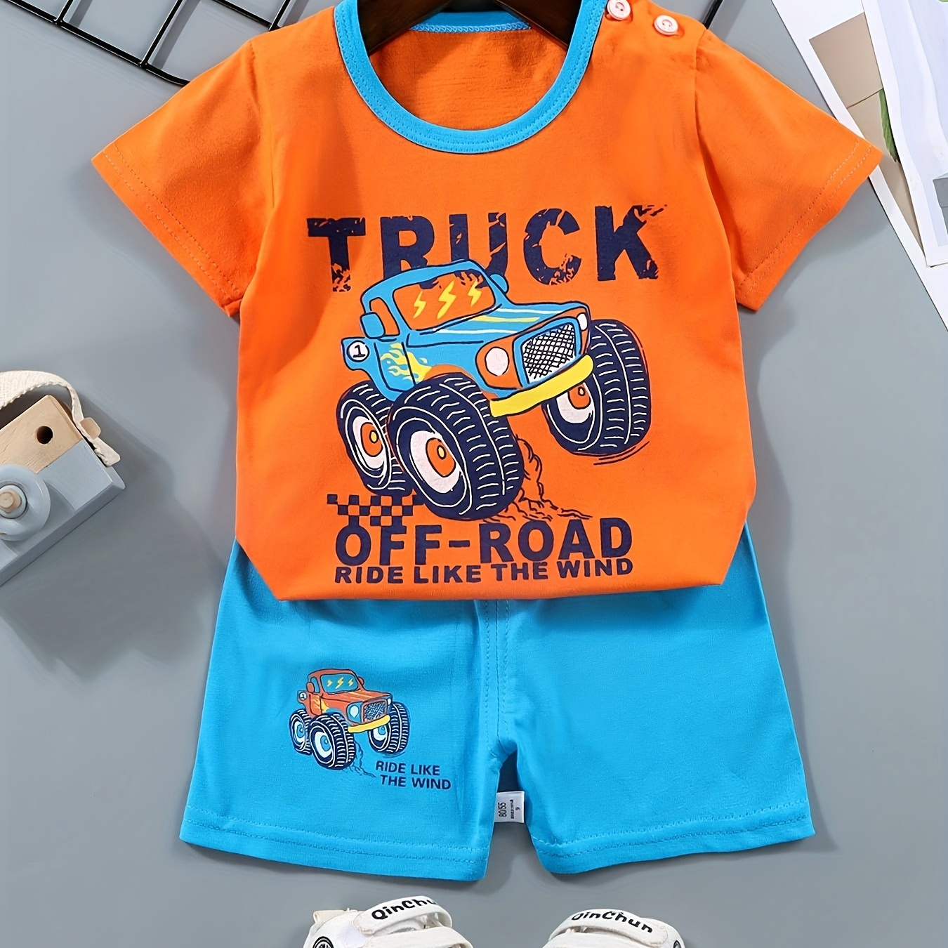 Boys Cartoon Off-road Truck "" Casual Outfit Round Neck T-shirt & Shorts For Summer Boys Clothes
Boys Cartoon Off-road Truck "" Casual Outfit Round Neck T-shirt & Shorts For Summer Boys Clothes