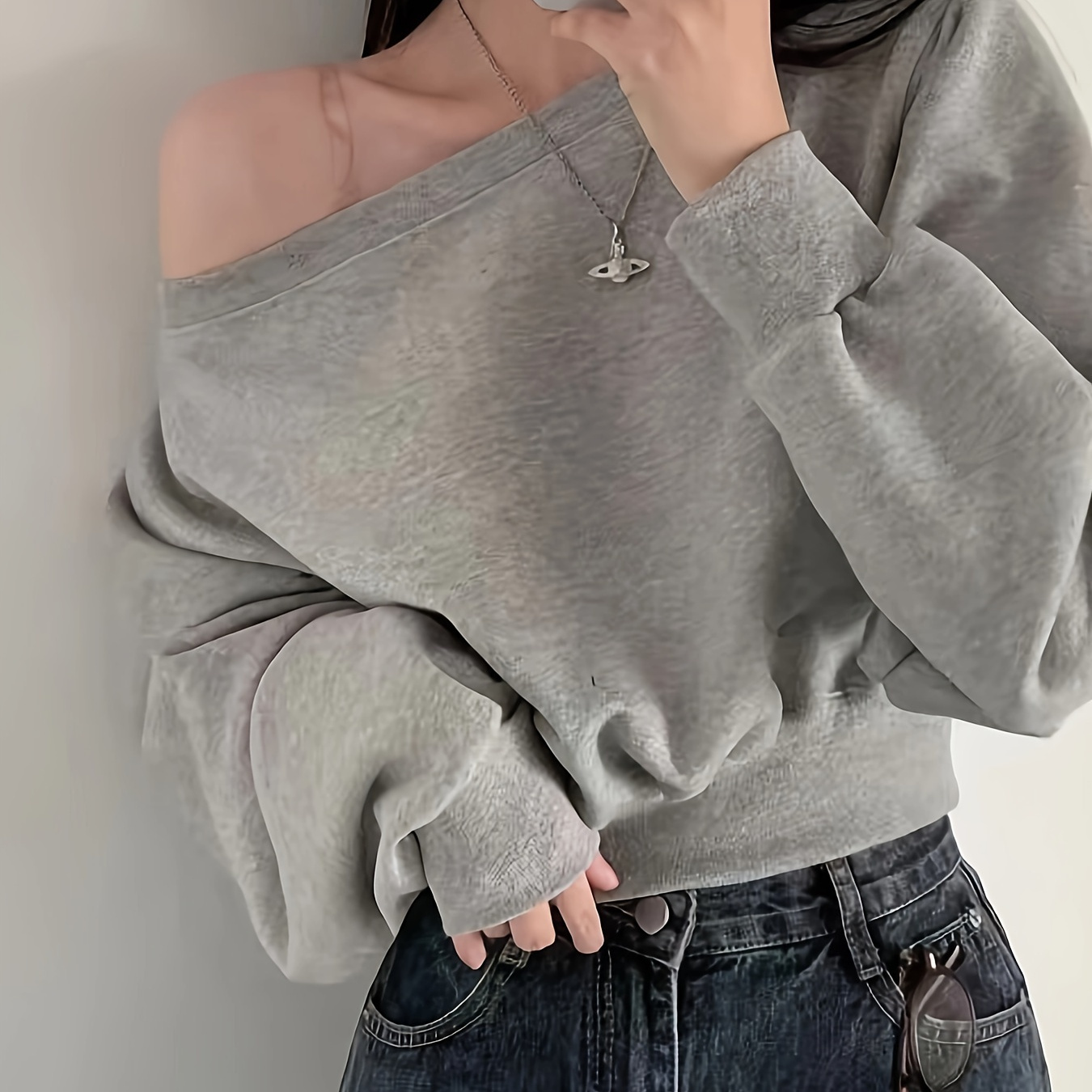 Elegant Off-shoulder Women's Sweatshirt - Long Sleeve, Solid Color, Stretchy Polyester , Spring/fall
Elegant Off-shoulder Women's Sweatshirt - Long Sleeve, Solid Color, Stretchy Polyester , Spring/fall