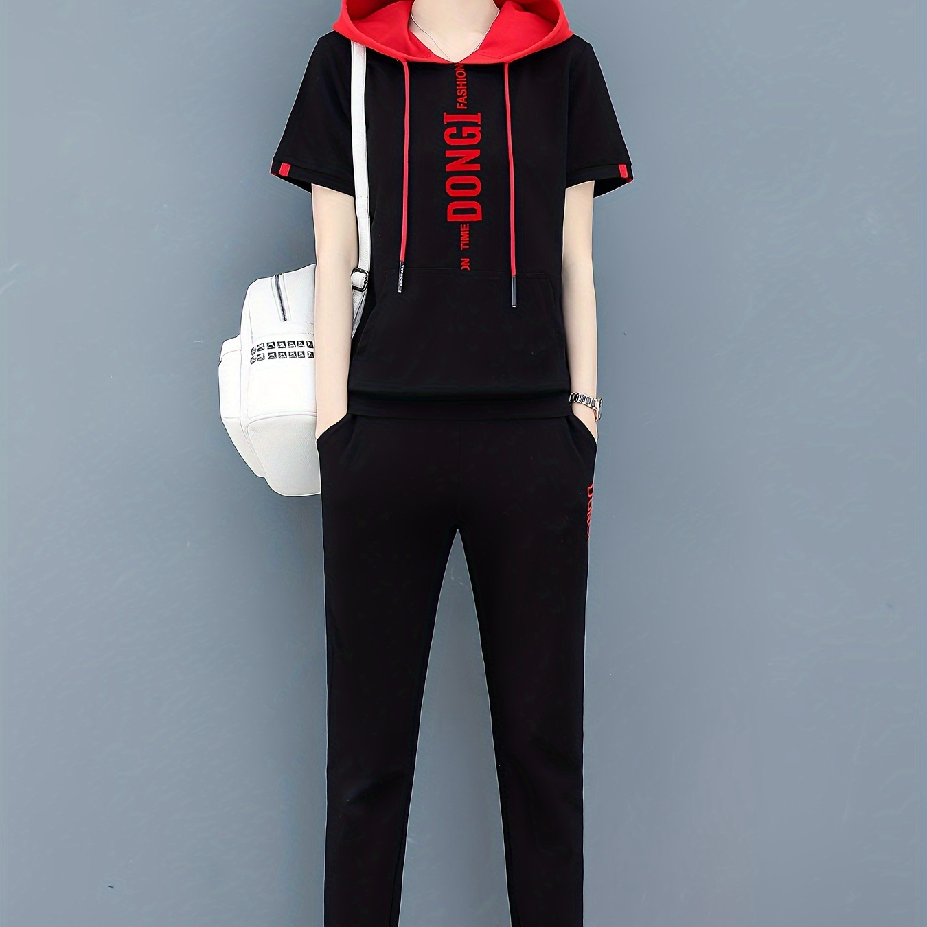 Women's Summer Trendy Sports Suit Set, Loose Fit Casual Short Sleeve Two-piece Outfit With Stylish Hood
Women's Summer Trendy Sports Suit Set, Loose Fit Casual Short Sleeve Two-piece Outfit With Stylish Hood